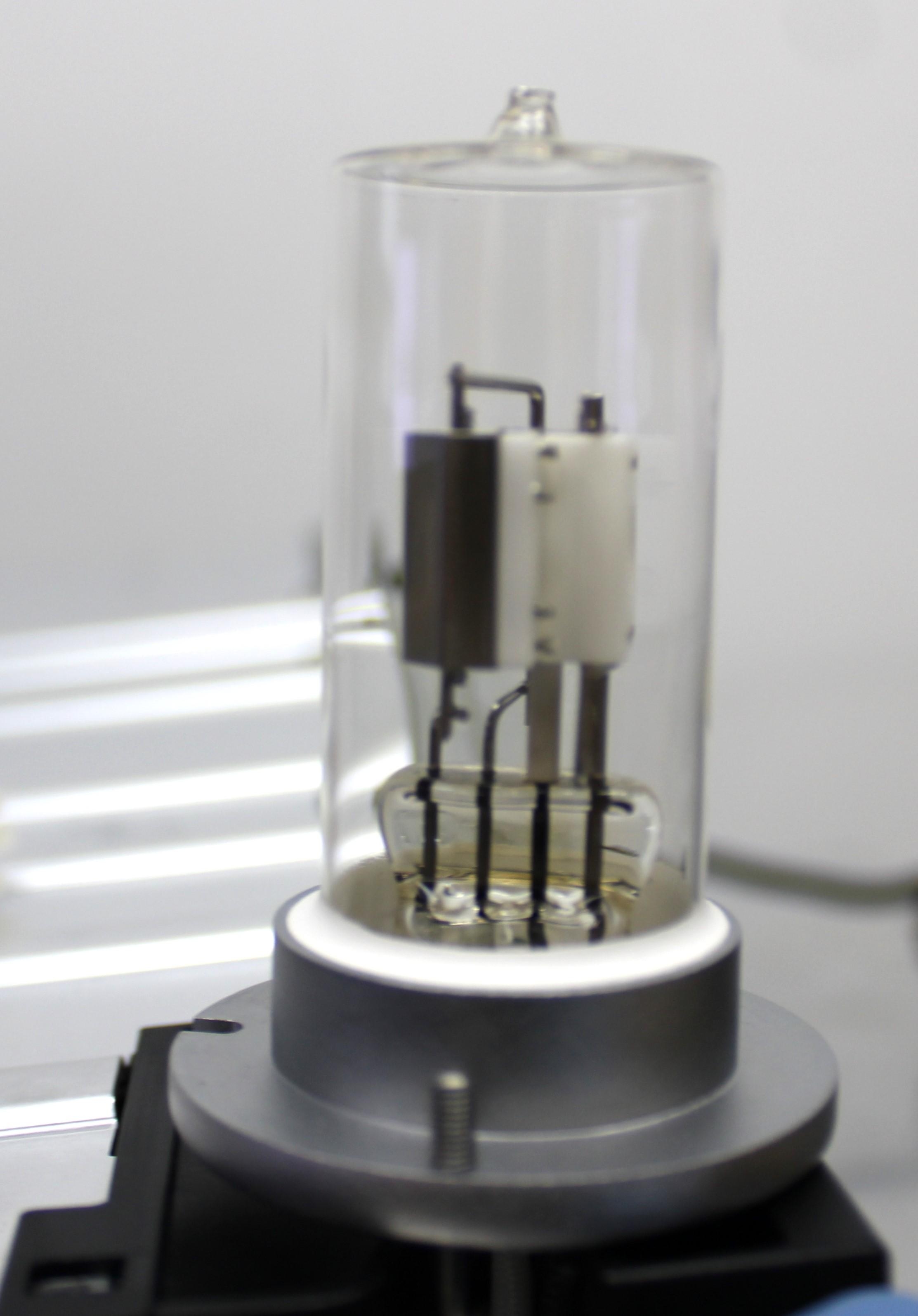 Thermo Vanquish VWD-F Detector VF-D40-A Trace Detection 250Hz - Good