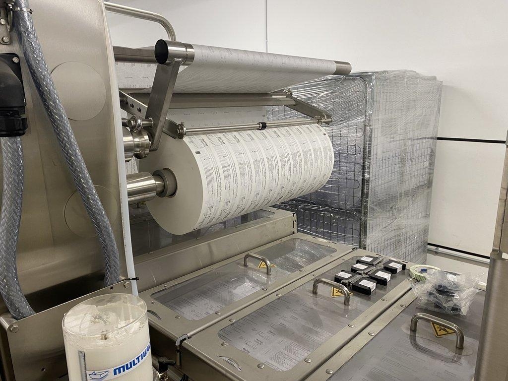 Multivac R535 Automated Thermoforming Packaging System with Computer