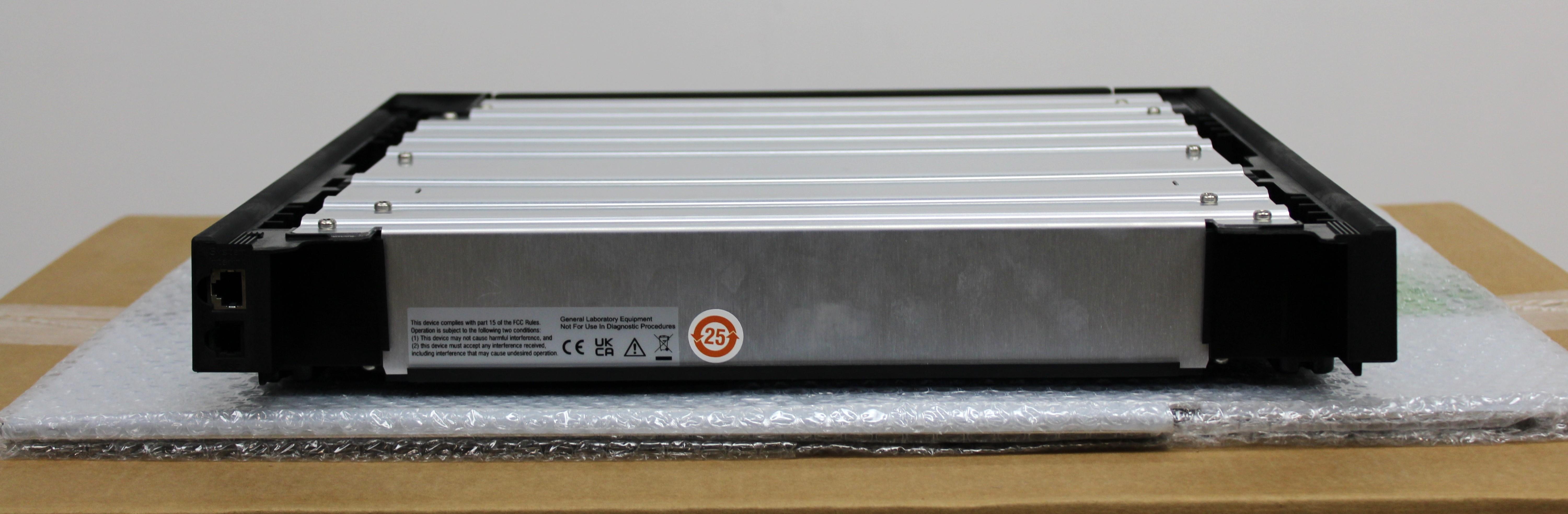 Thermo Scientific Base for VQ Detectors in U3000 Integration VG Cond.