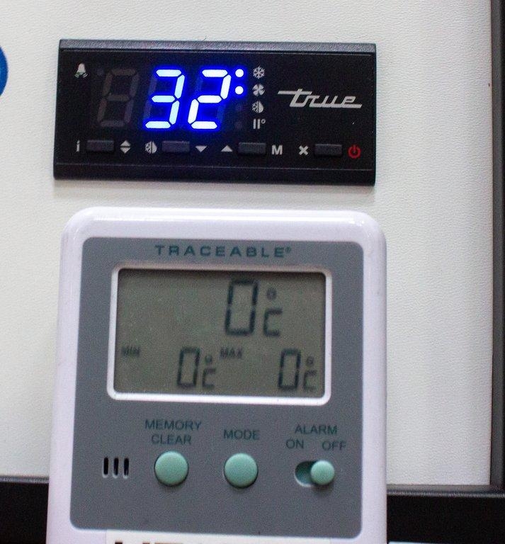 VWR GDM-23-HC-LD Chromatography Refrigerator 33.6" Glass Door 120V 60Hz