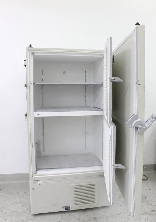 Panasonic MDF-U76VA-PA Ultra Low Freezer -86C 25.7 cu.ft Fair Condition