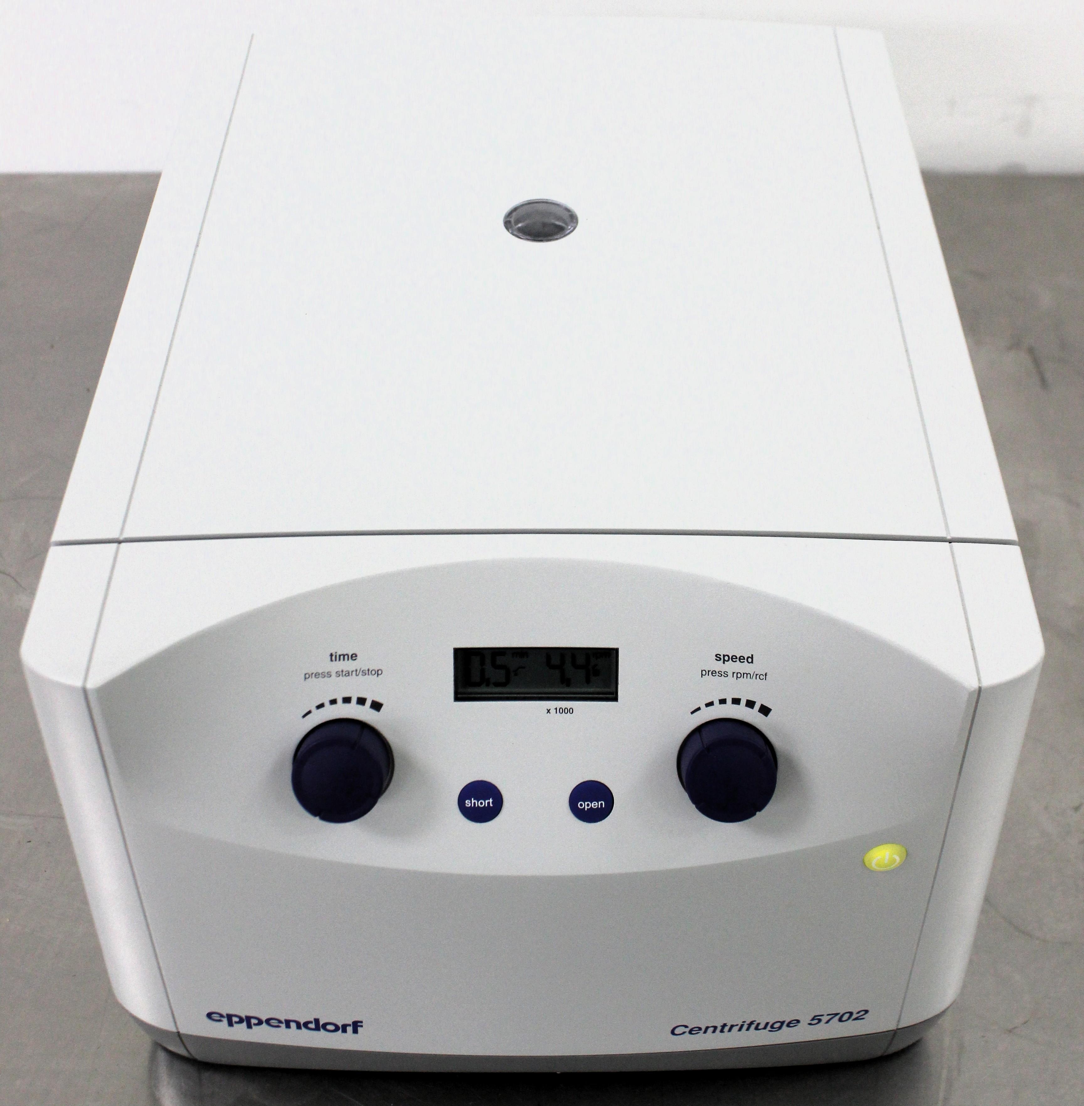 Eppendorf 5702 Benchtop Centrifuge Low-Speed 4400 RPM Capacity 400mL