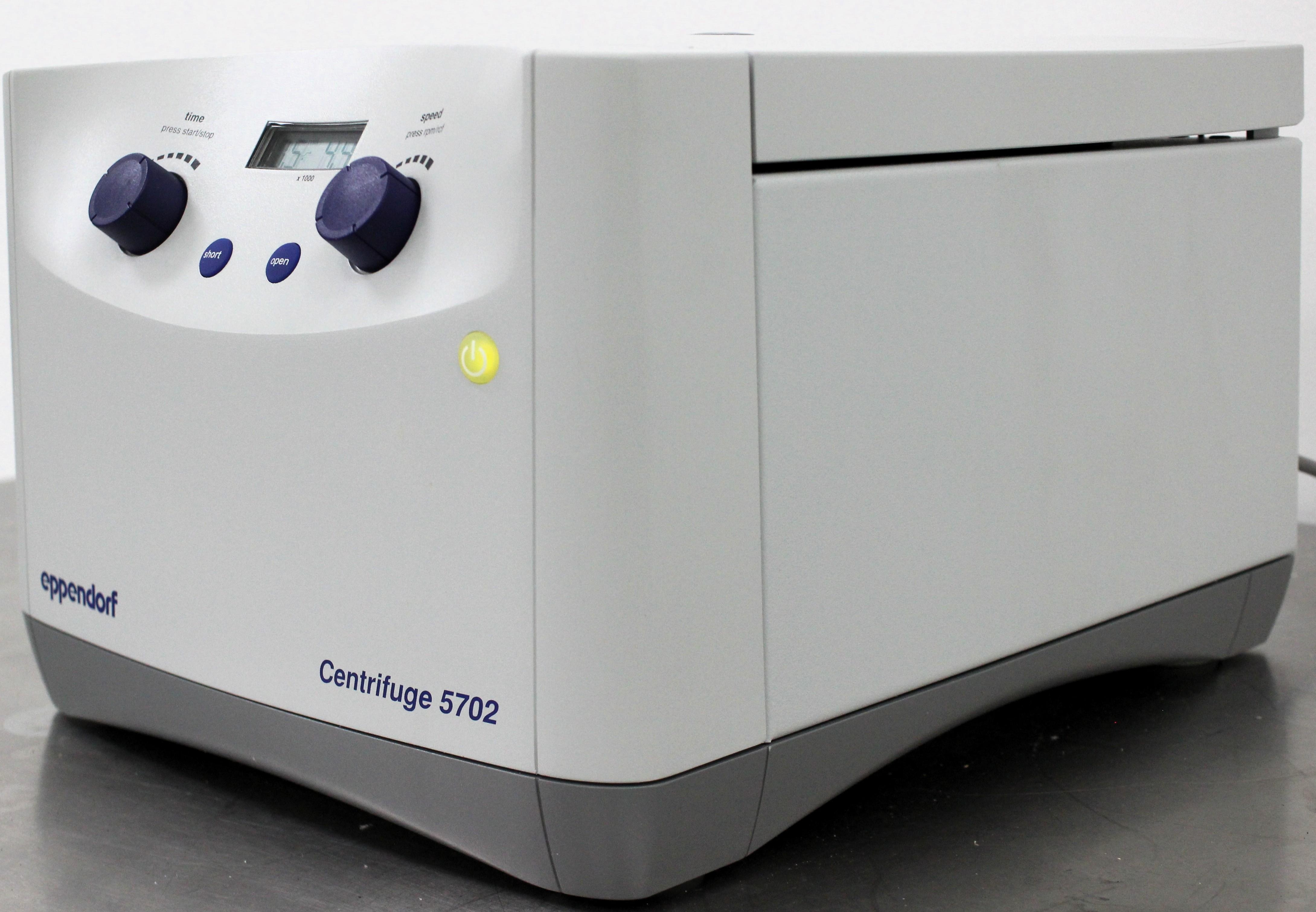 Eppendorf 5702 Benchtop Centrifuge Low-Speed 4400 RPM Capacity 400mL