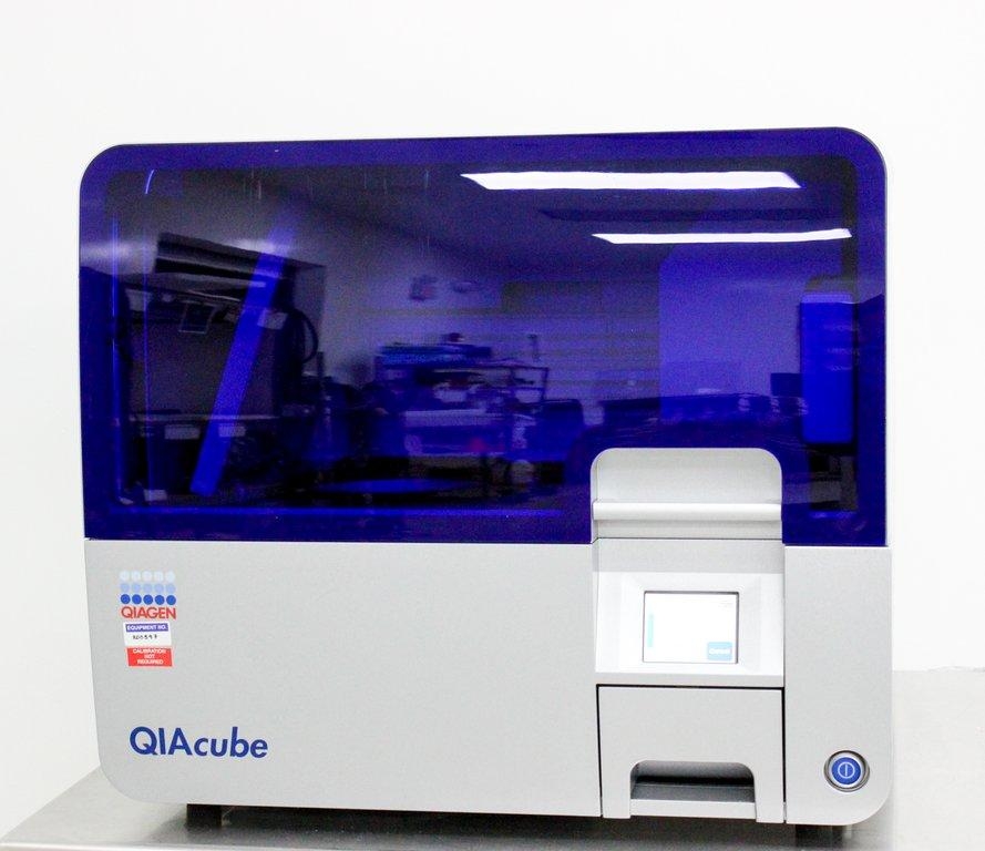 Qiagen QIAcube Molecular Biology DNA RNA Purification System 12 Samples Run
