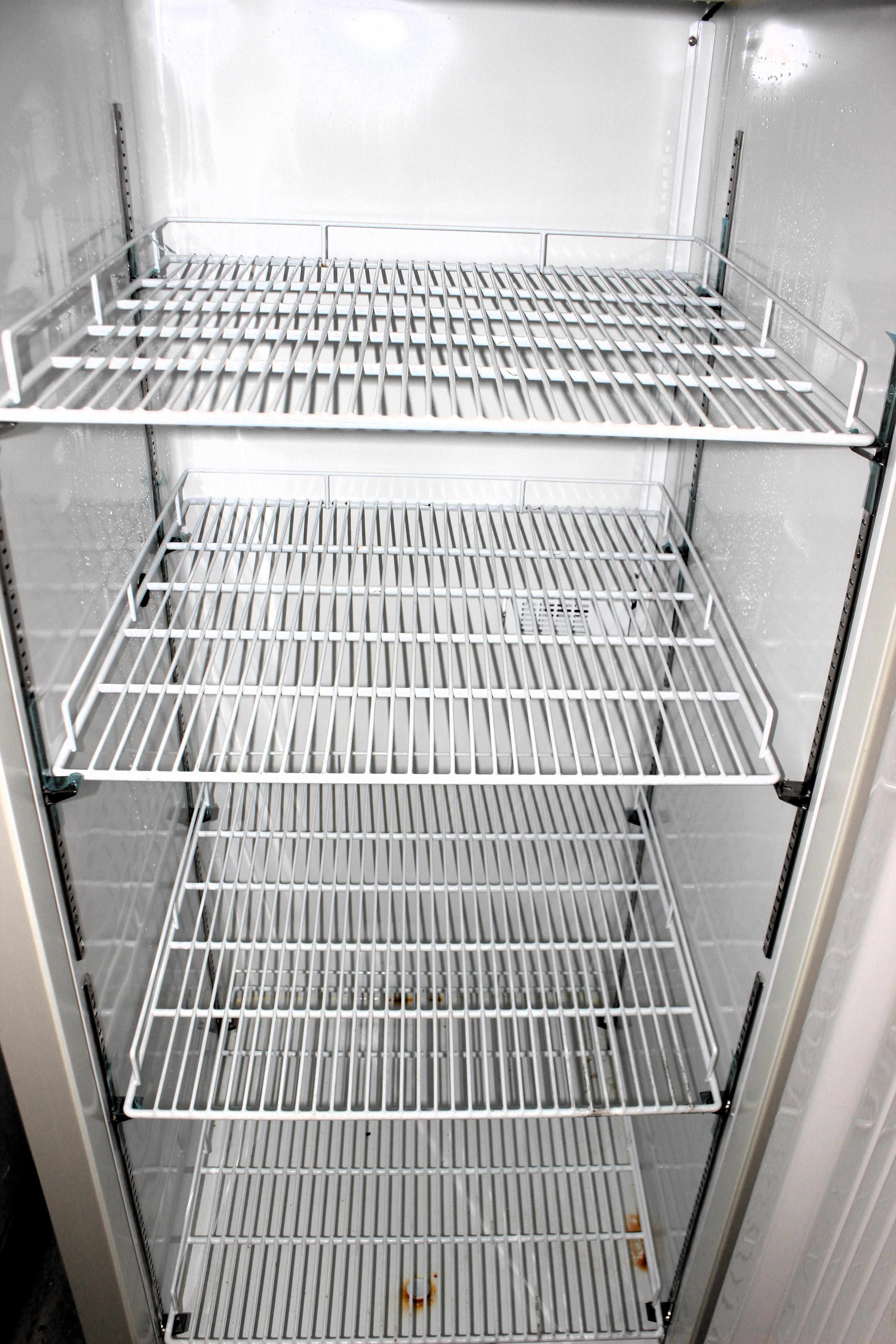 Sanyo MDF-U731M Biomedical Freezer -30C 24.4 cu ft Temperature Control