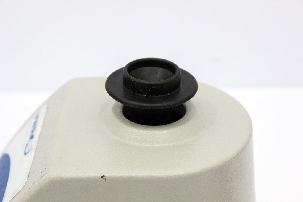 VWR Mixer Touch Vortexer Lab Equipment Low-Speed Shaking 120V, 60Hz