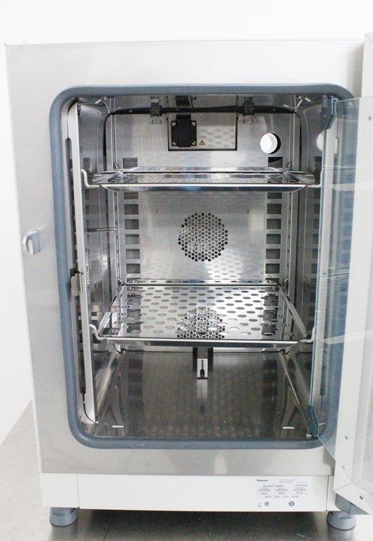 Thermo Scientific Heratherm IMH60 Microbiological Incubator 66L 120V