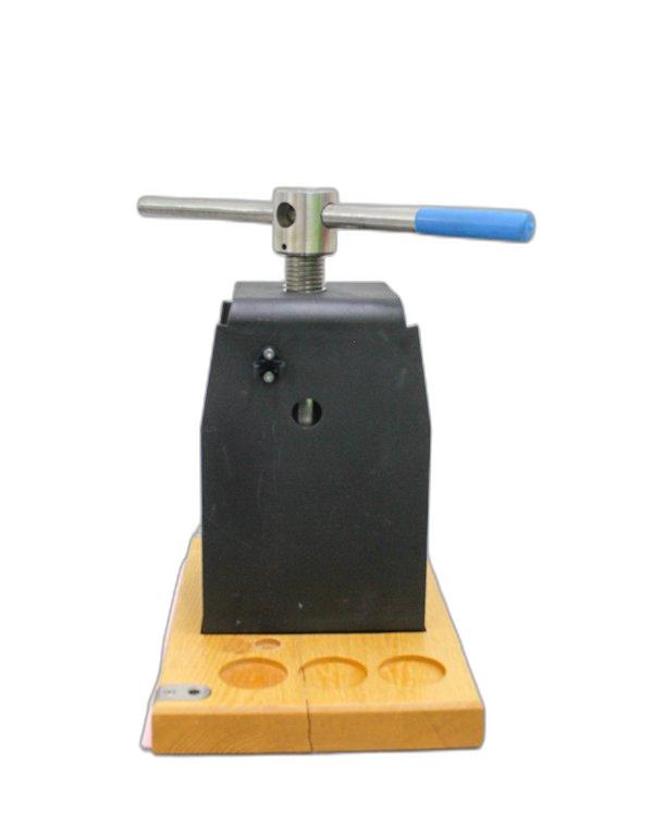 ICL 1 & 2 Ton E-Z Press Hydraulic Lab Press CE01 #8514