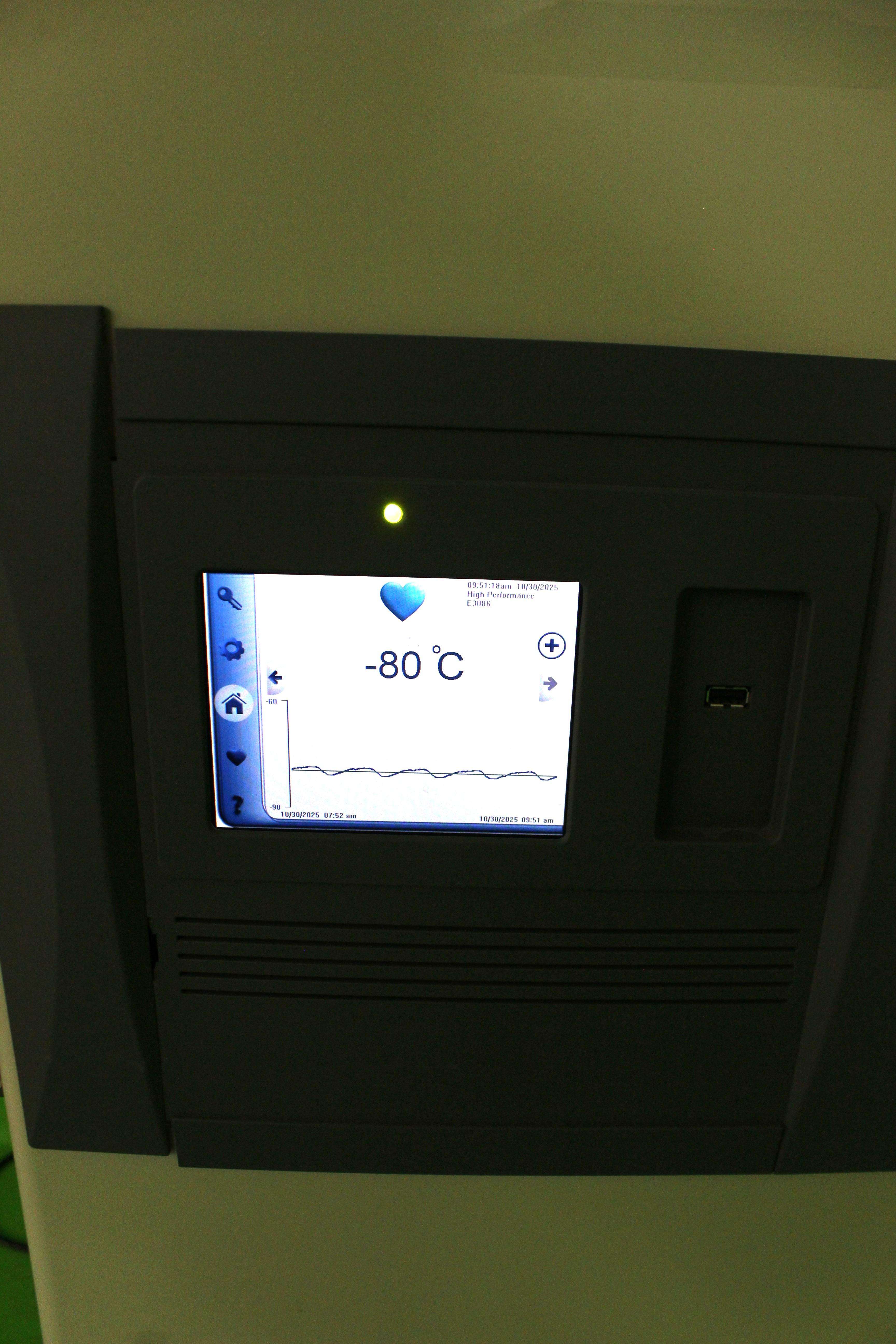 Thermo UXF60086A63 Ultra-Low Freezer -80C 815L Laboratory Storage