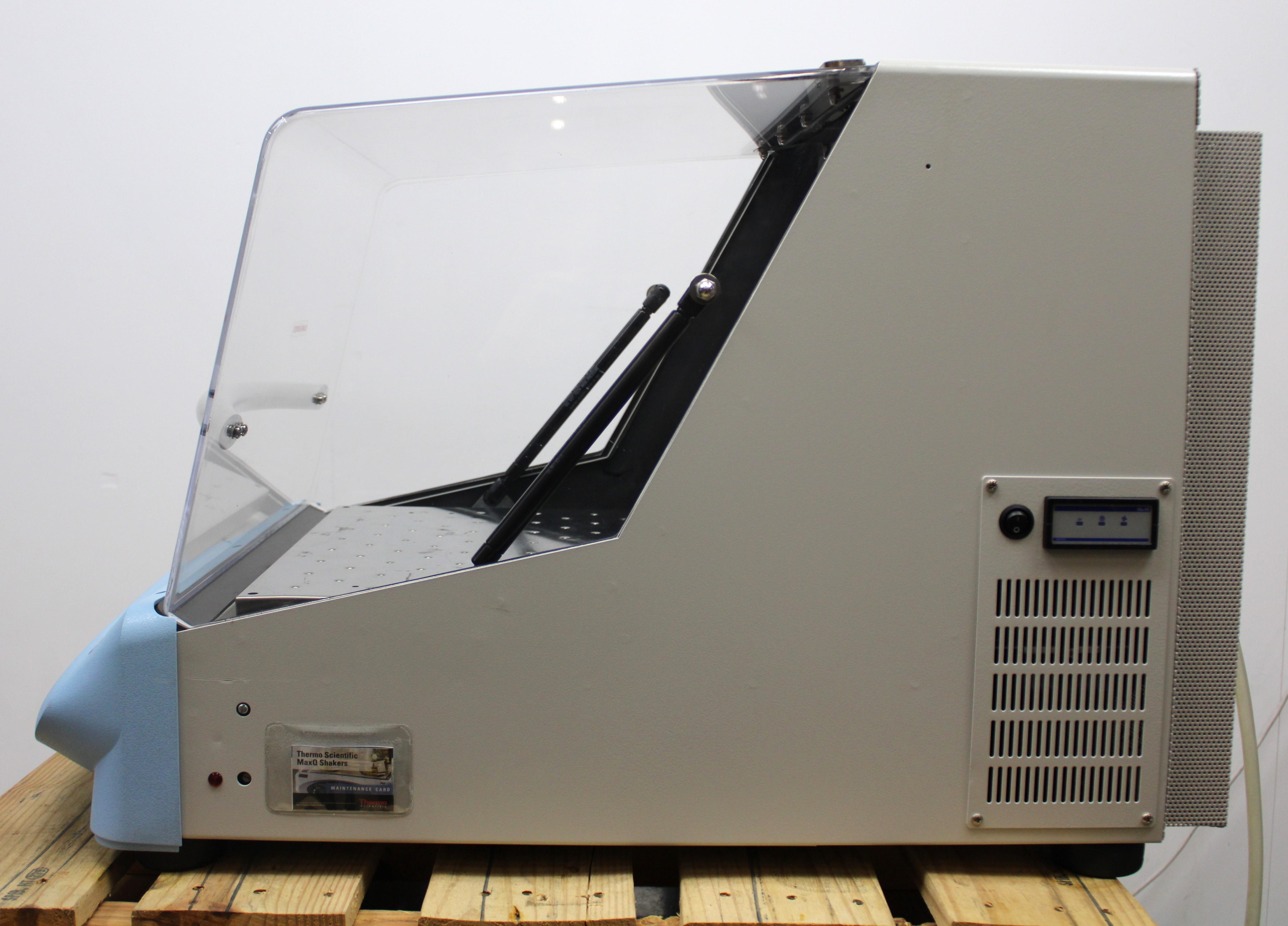 Thermo MaxQ 4000 Incubator Shaker 15-500 RPM 220/240V 6x2L Benchtop Lab