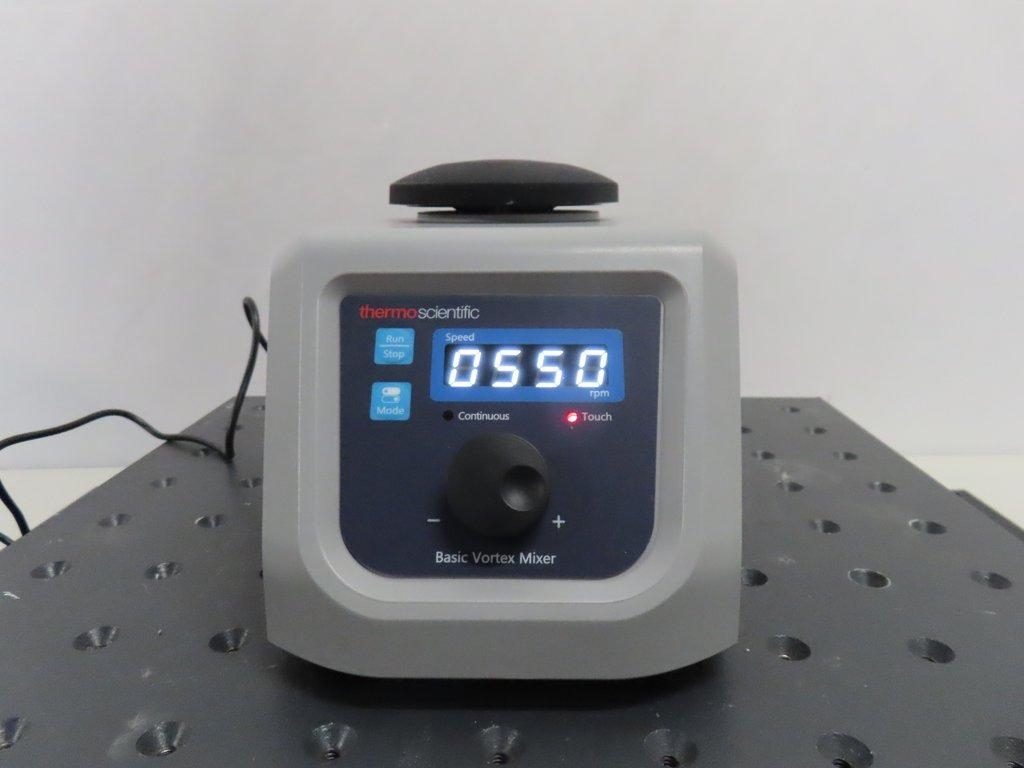 Thermo 88882011 Vortex Mixer Small Benchtop Equipment 3200 RPM Lab Mixing