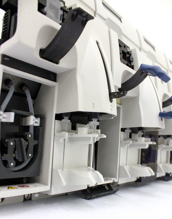 Affymetrix GeneChip Fluidics Station 450 Molecular Biology Microarray Scanner Module