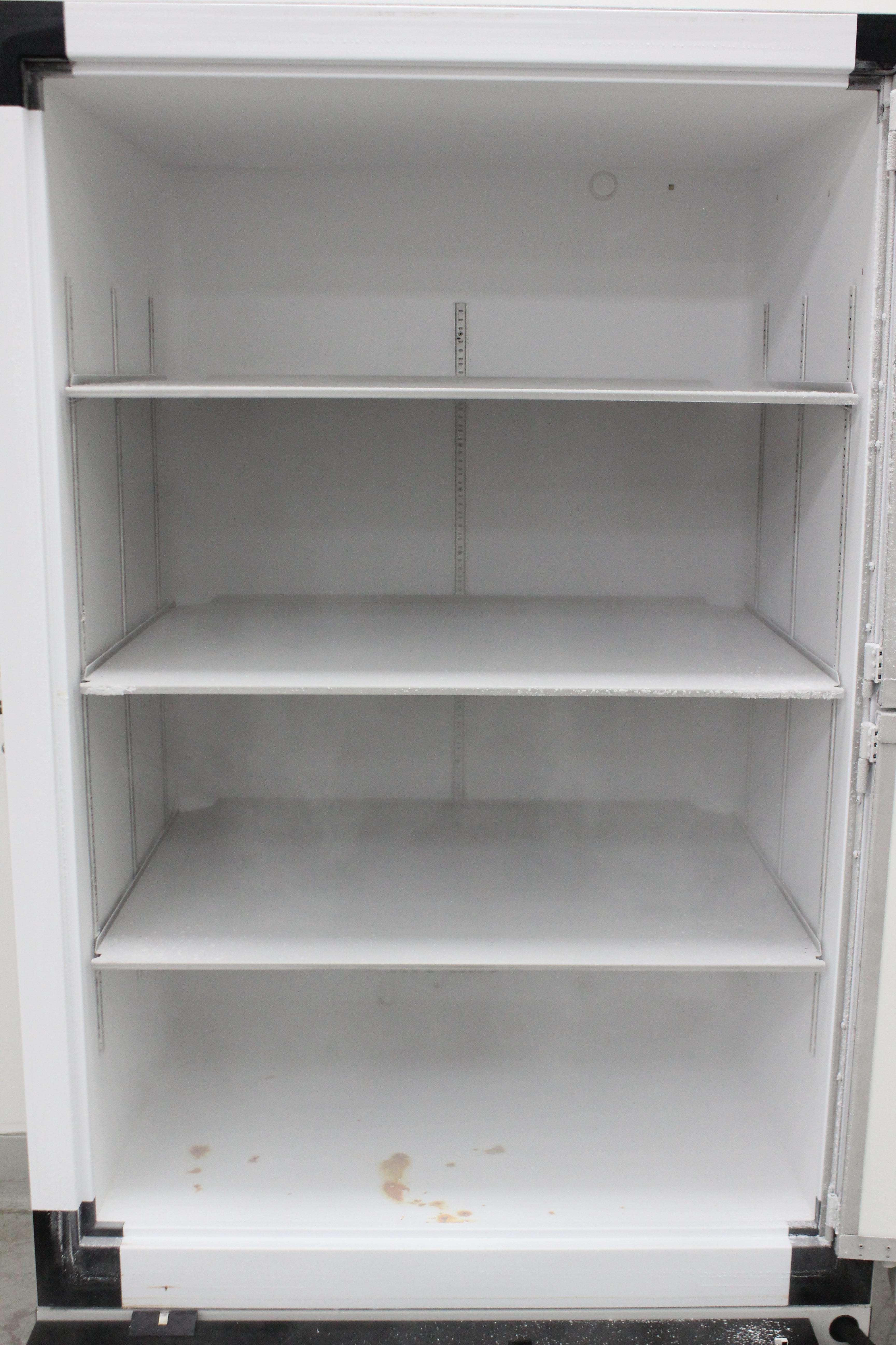 Thermo Scientific TSX600D Ultra-Low -80C Freezer with V-Drive 815L Capacity