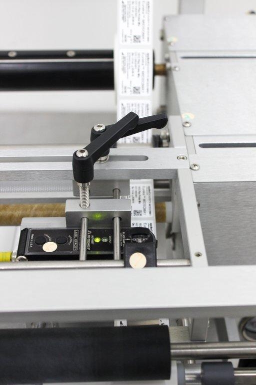 Universal R310 Round Product Labeler with Pedestal, Supports 120V Operation