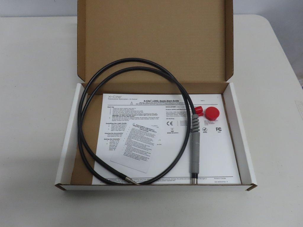 Lumen X-Cite 120Q Microscope Illuminator Near New Condition Functional
