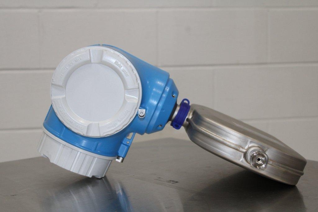 Endress Hauser Proline Promass A 300 Flowmeter Gas Liquid 0.1% Error