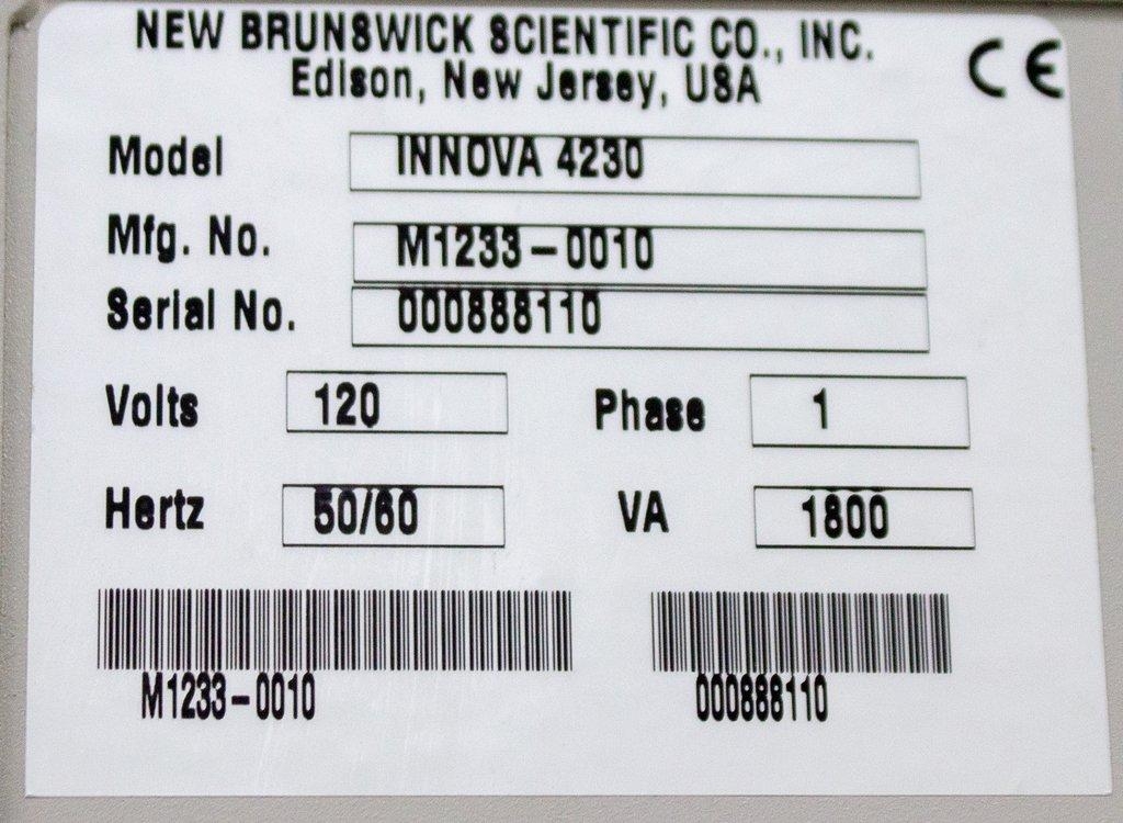 New Brunswick Innova 4230 Incubator Shaker Refrigerated Low Temp 25-400 RPM