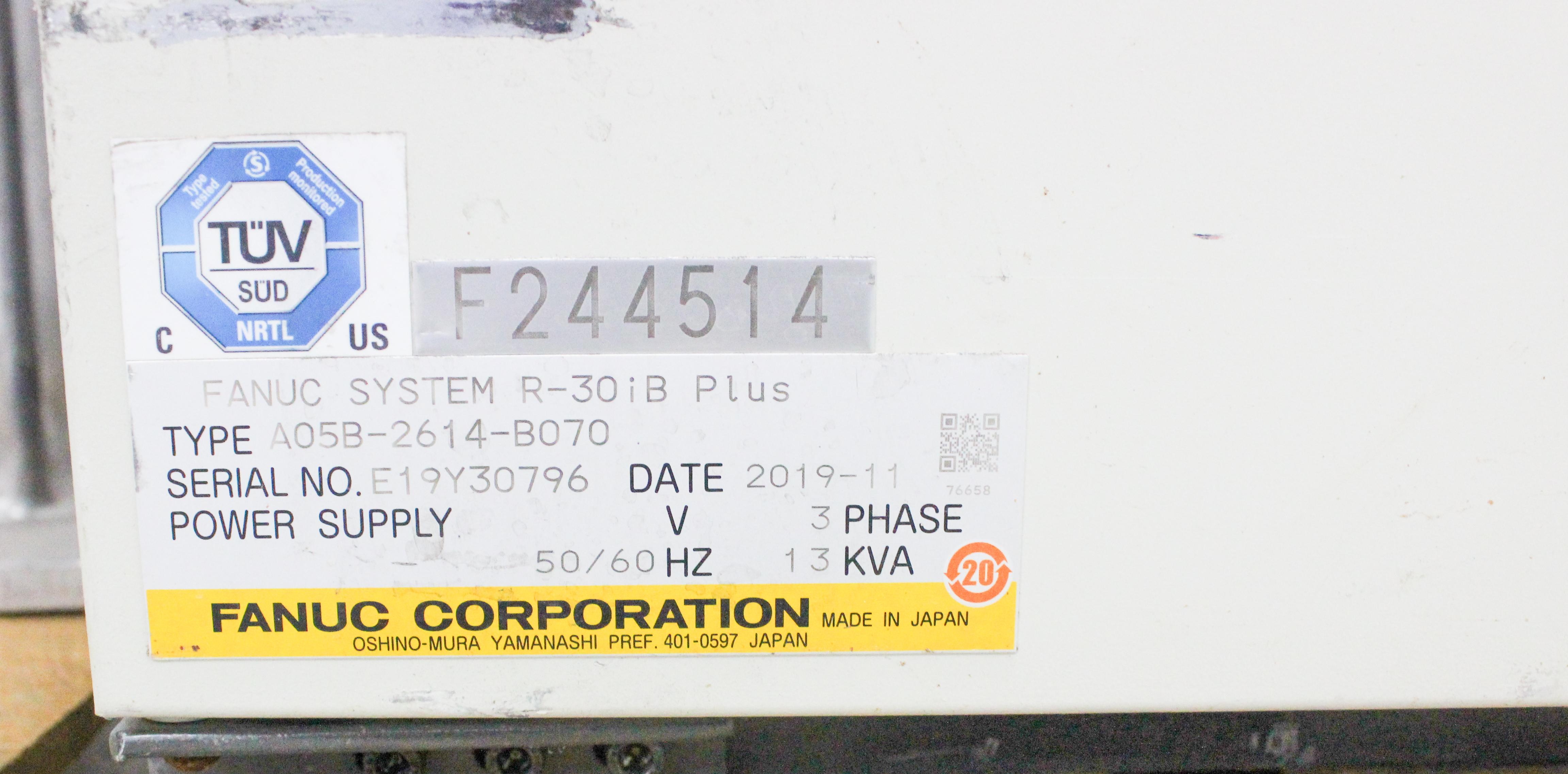 Fanuc LR Mate 200iD 7C Robot Arm Clean Room IP67 7kg Payload 717mm Reach