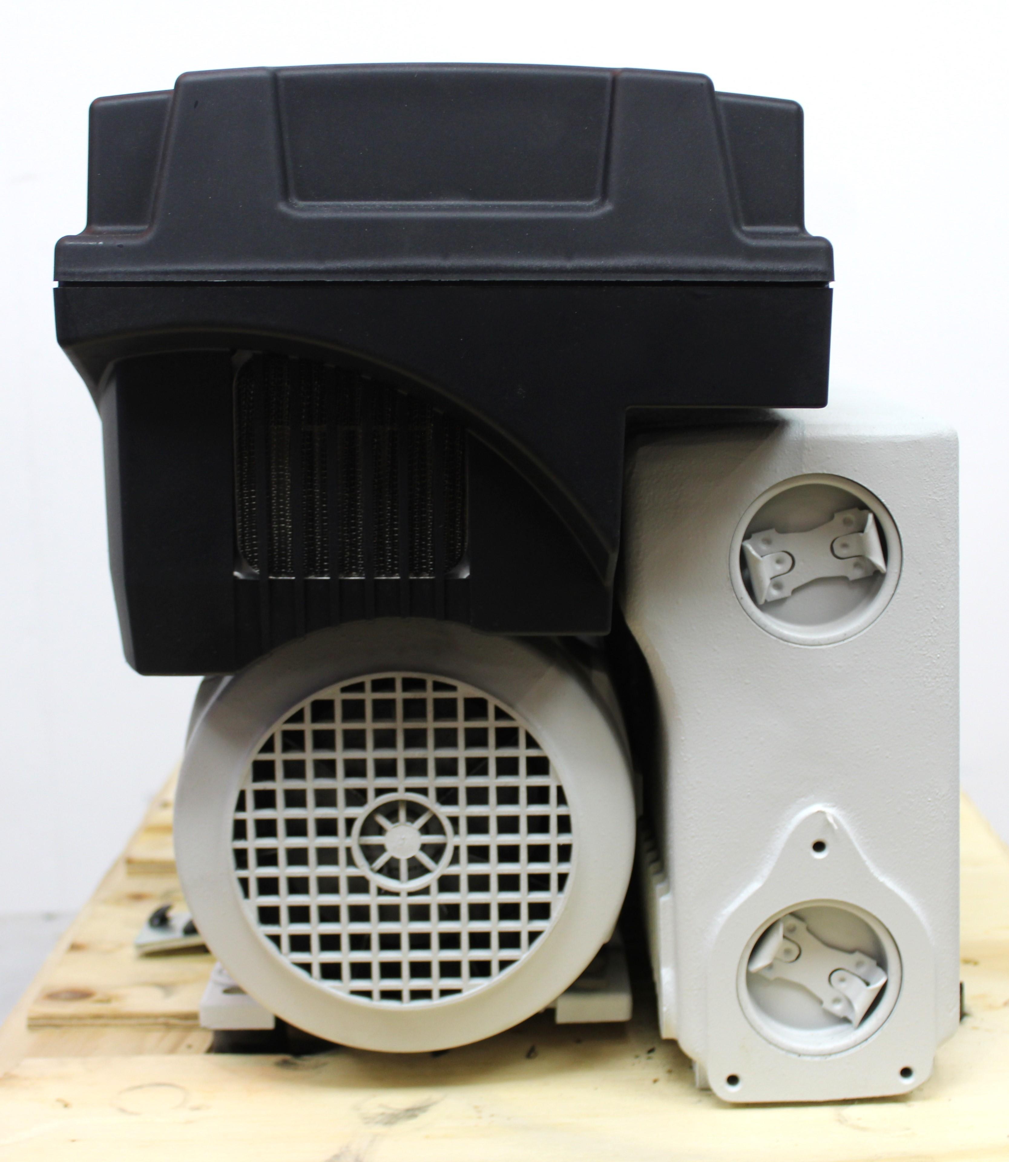 Leybold Sogevac SV65BIFC Oil Sealed Vacuum Pump 960465V013002 0.040 mBar