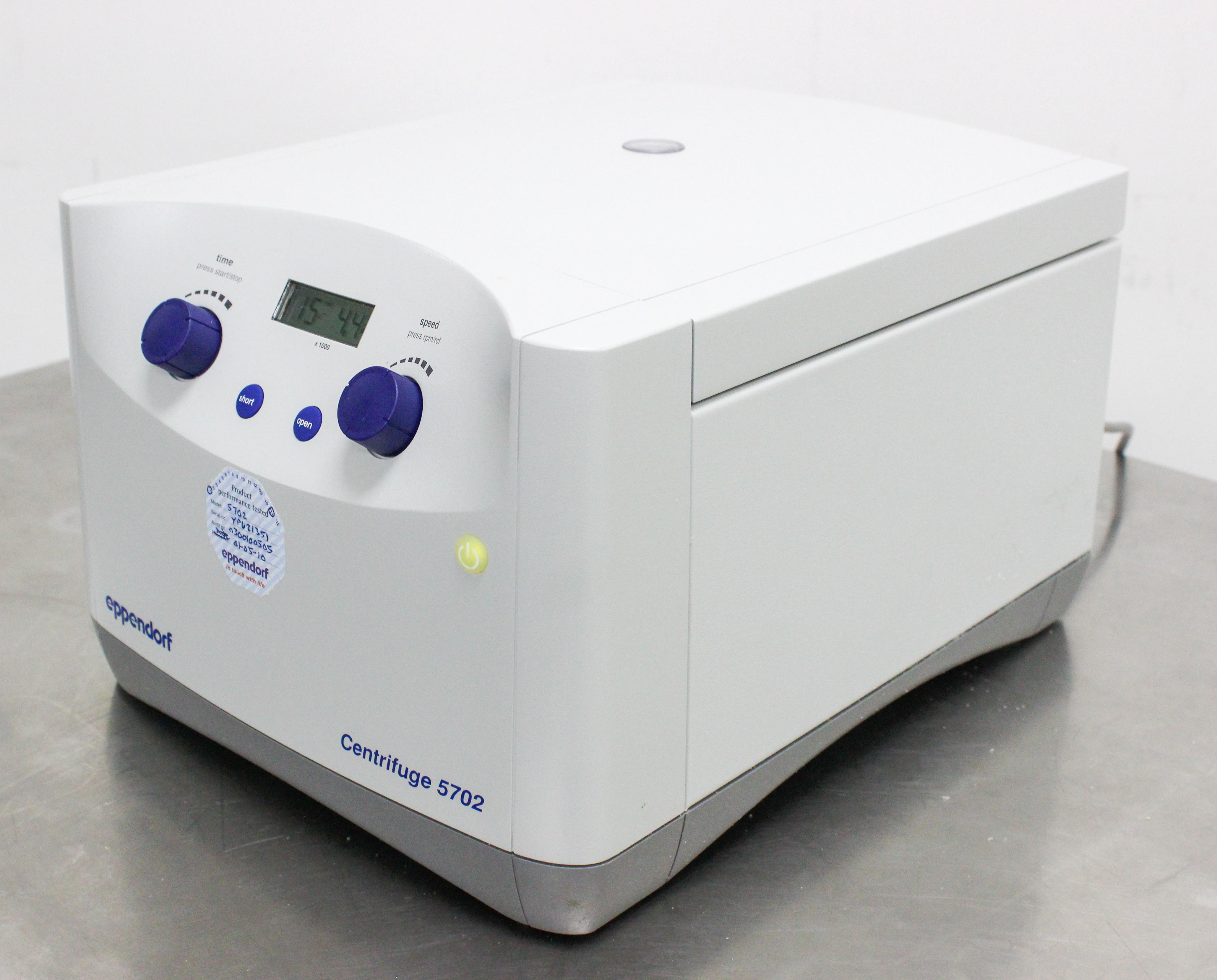 Eppendorf 5702 Centrifuge Benchtop Non-Refrigerated Low-Speed Cell Culture