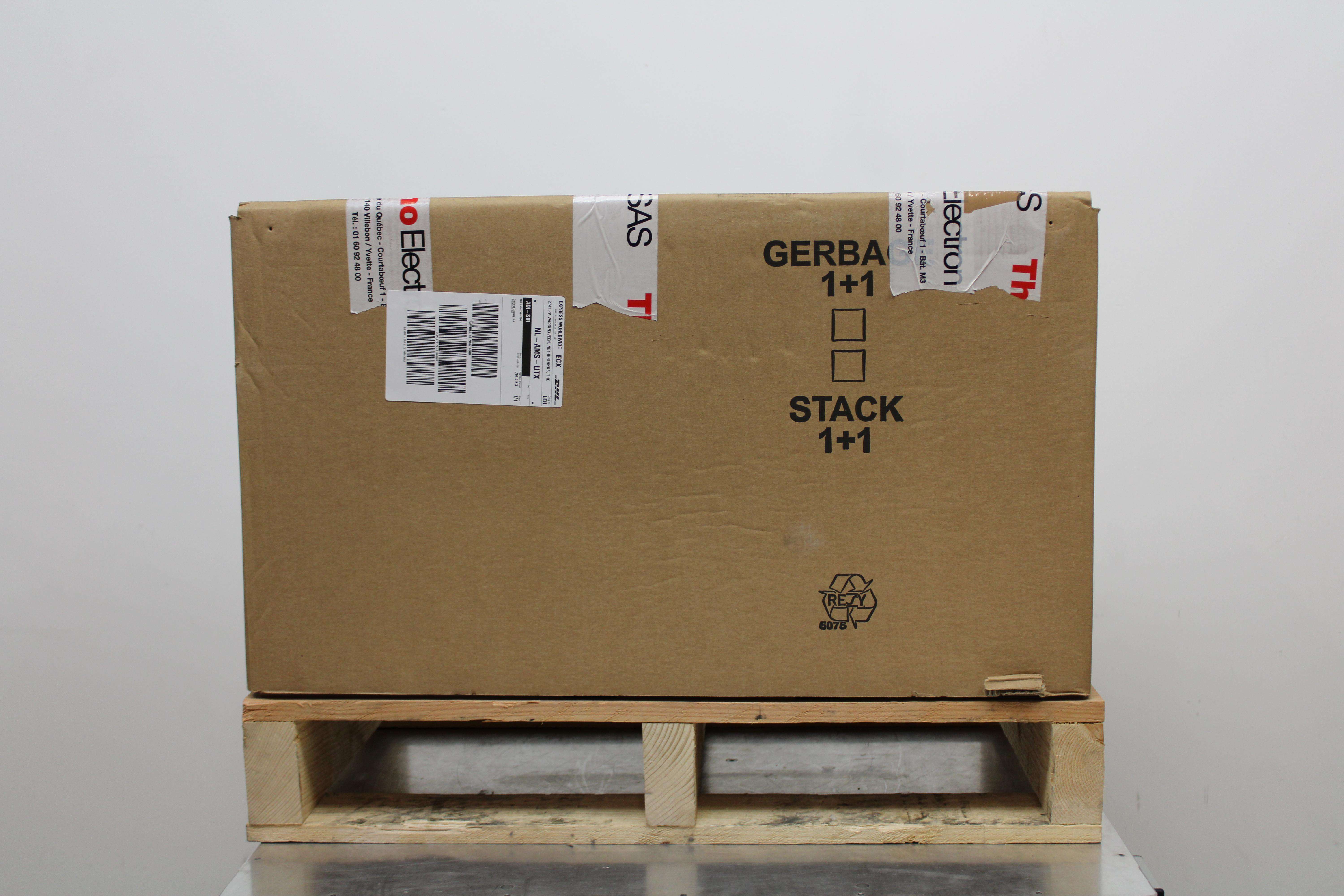 Leybold Sogevac SV65BIFC Vacuum Pump, 200-240V, 50/60Hz, Upgraded Drive