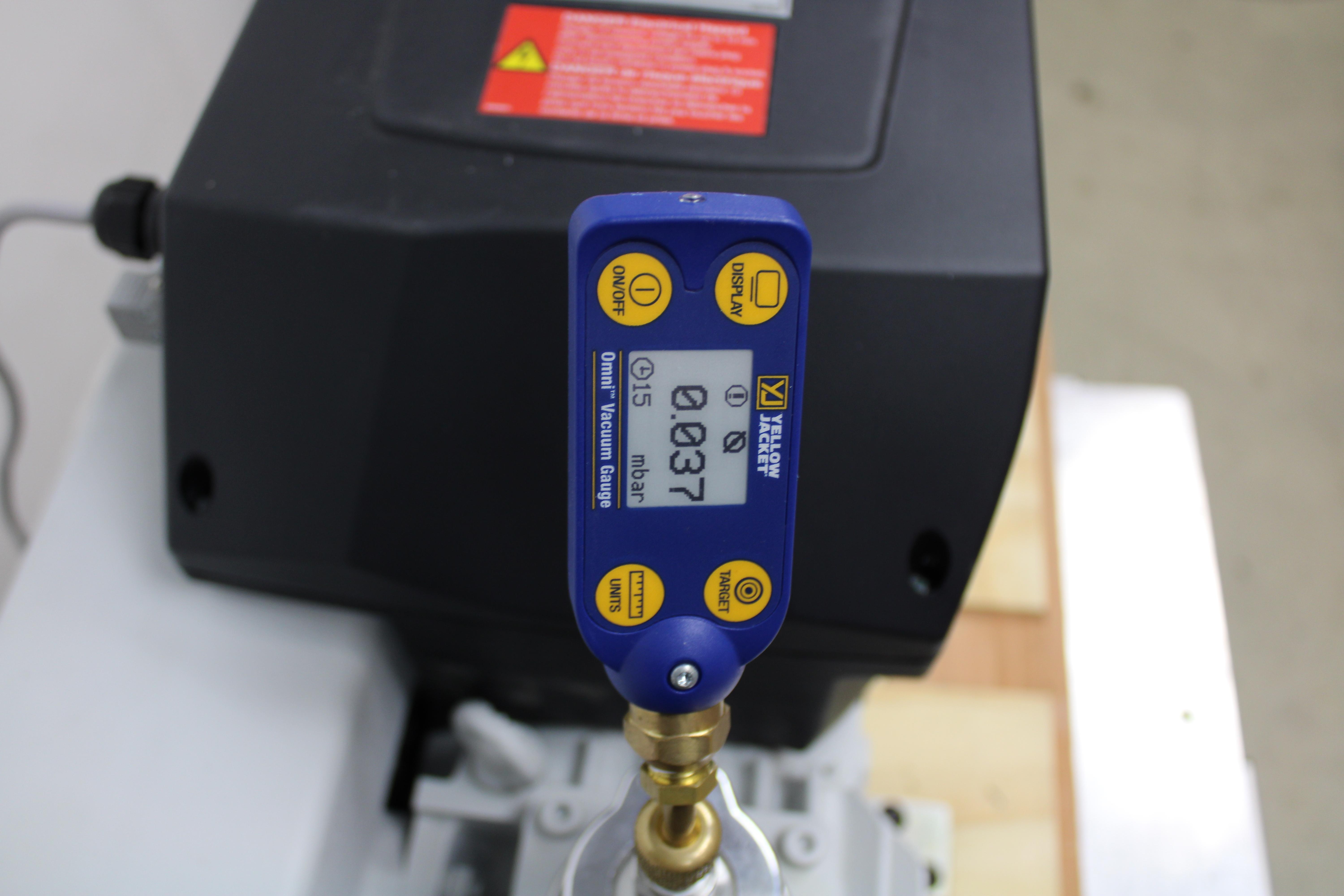 Leybold Sogevac SV65BIFC Vacuum Pump, 200-240V, 50/60Hz, Upgraded Drive