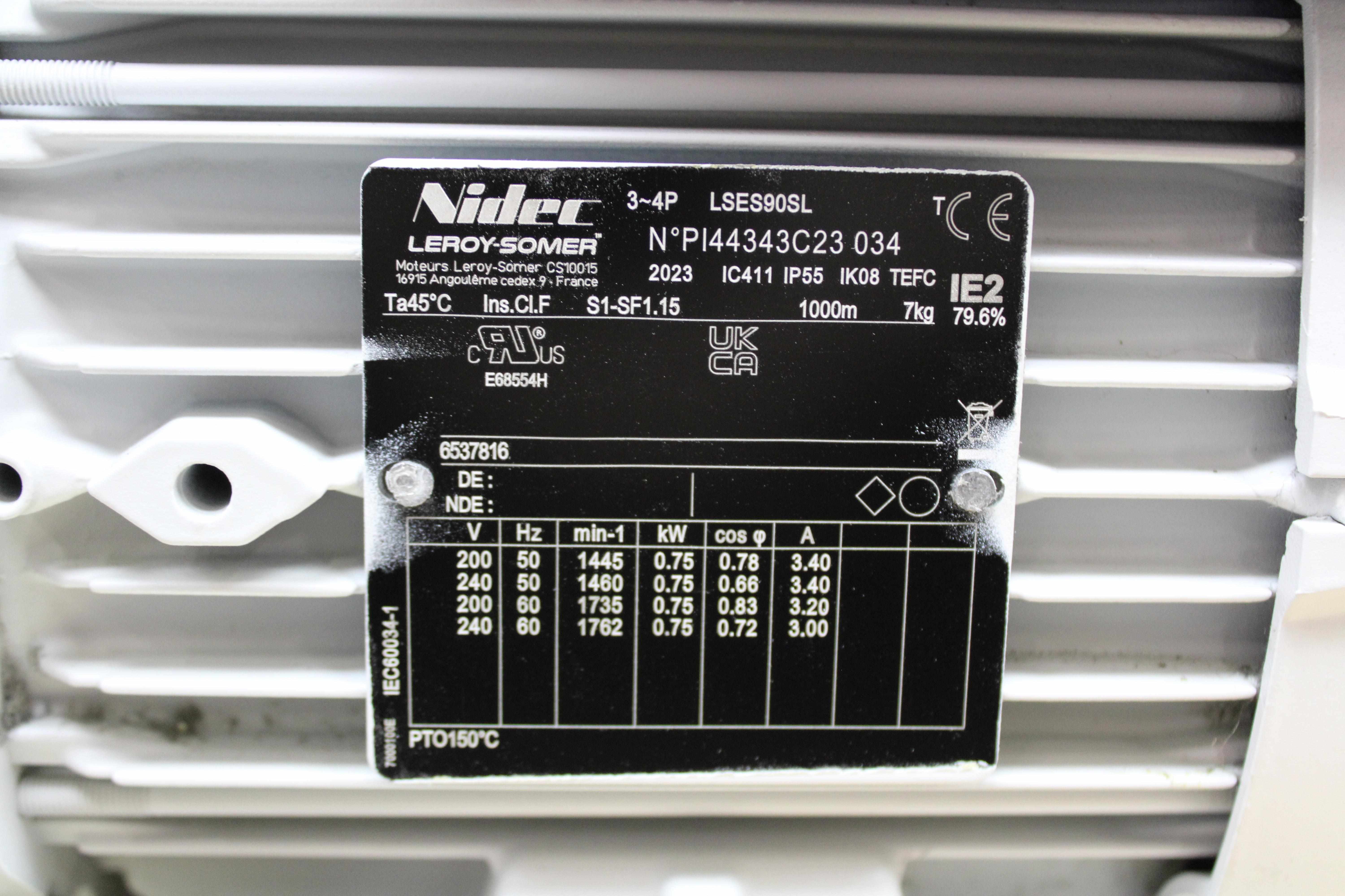 Leybold Sogevac SV65BIFC Vacuum Pump, 200-240V, 50/60Hz, Upgraded Drive