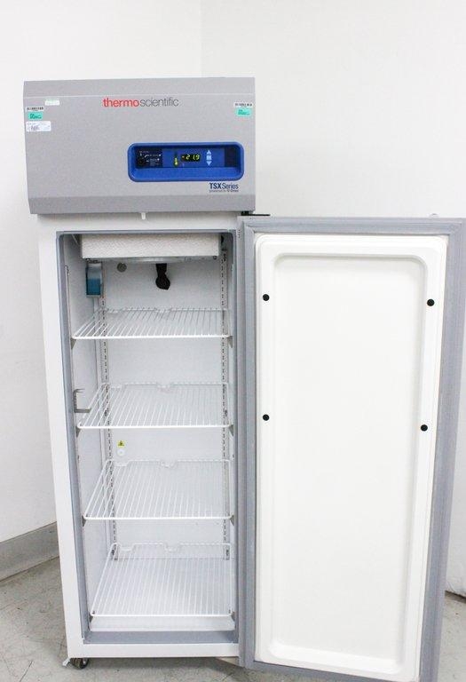 Thermo TSX1230FD Freezer Large Cold Storage In Use -80C Laboratory 230V