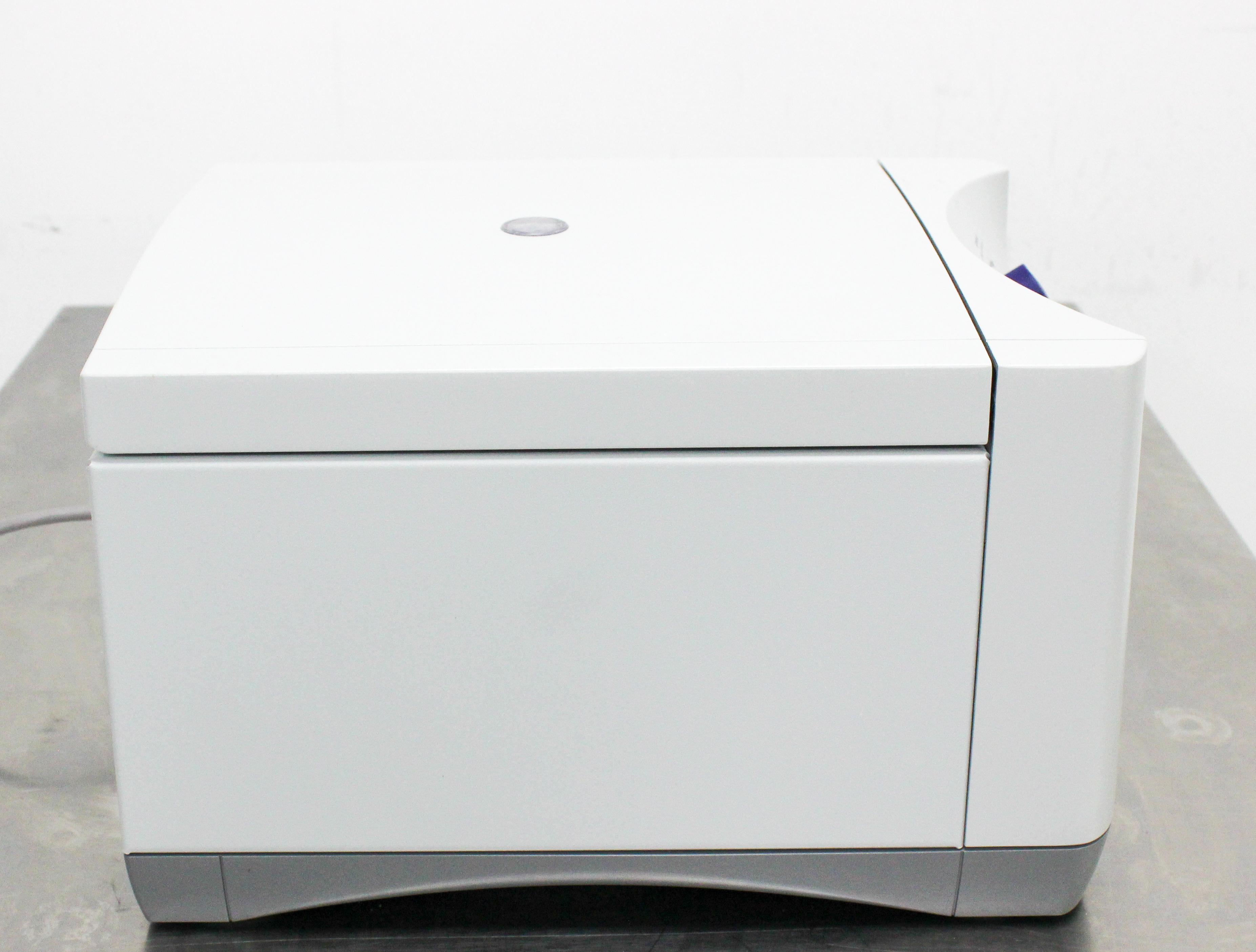Eppendorf Centrifuge 5702 Benchtop Low-Speed 4400RPM User-Friendly Quiet