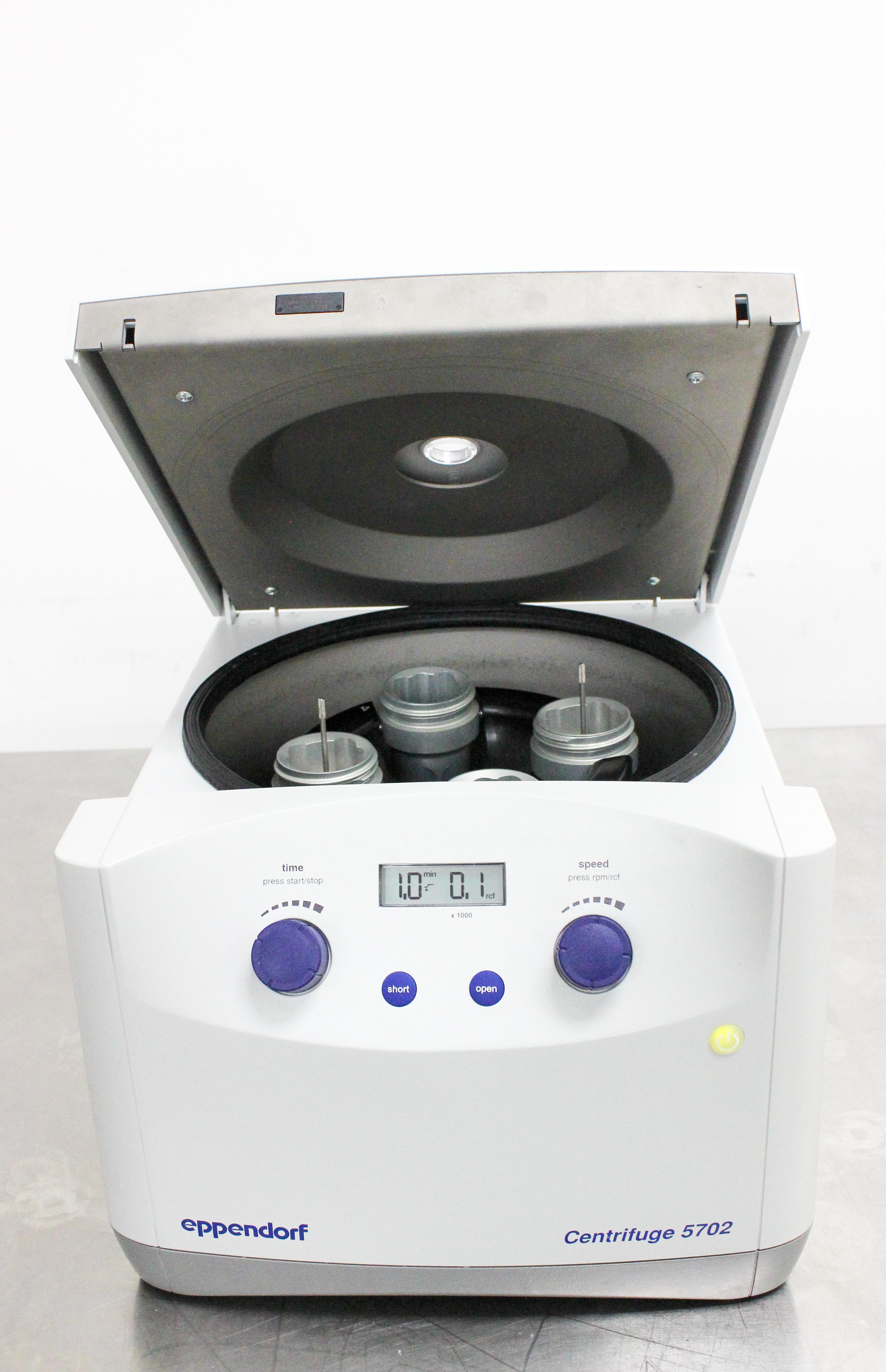 Eppendorf Centrifuge 5702 Benchtop Centrifuge 4x 100mL Quiet Operation RPM 4400