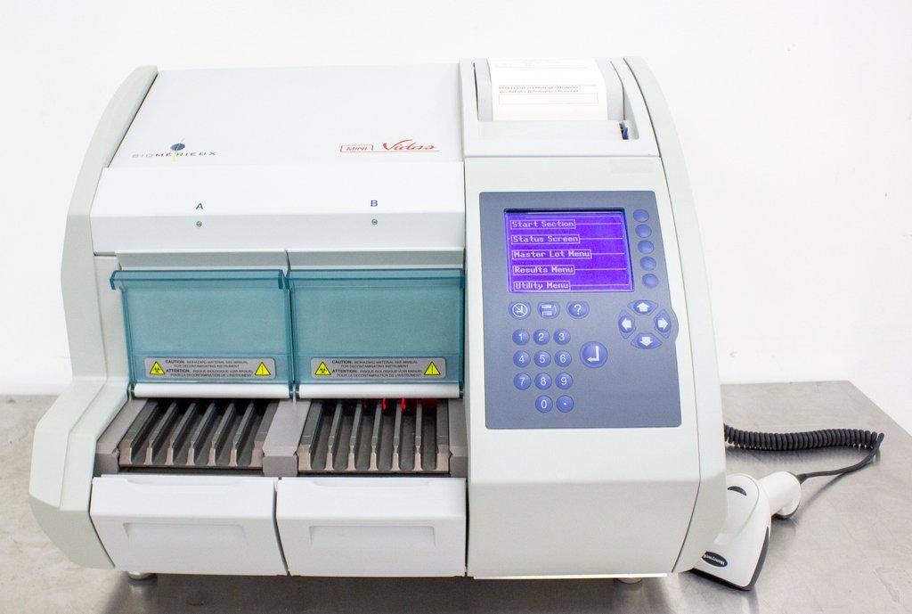 Biomerieux Mini Vidas Immunoassay Analyzer 36 Tests/Hour, Powers On, 100 Params