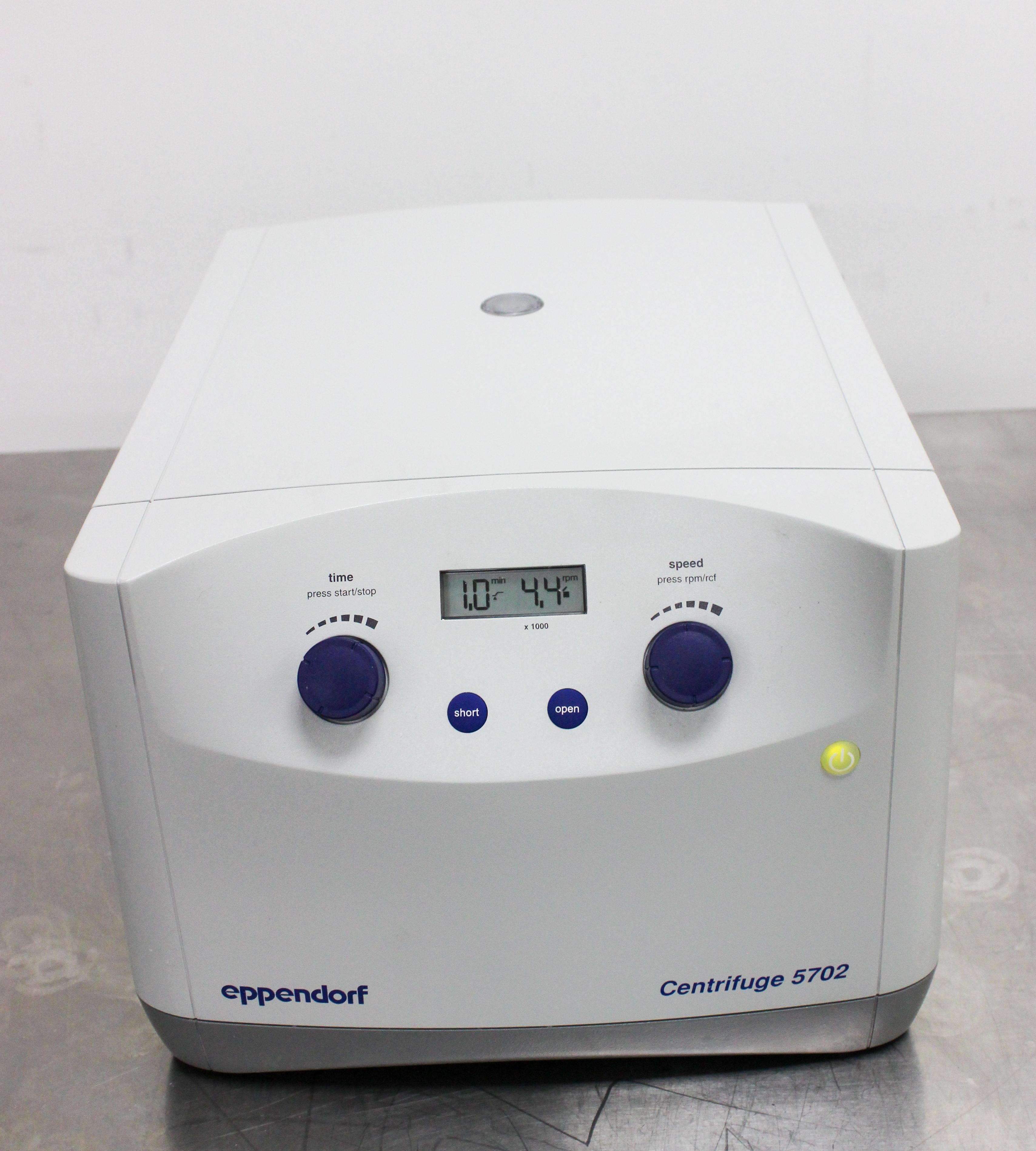 Eppendorf Centrifuge 5702 Benchtop Centrifuge 4x 100mL Quiet Operation RPM 4400
