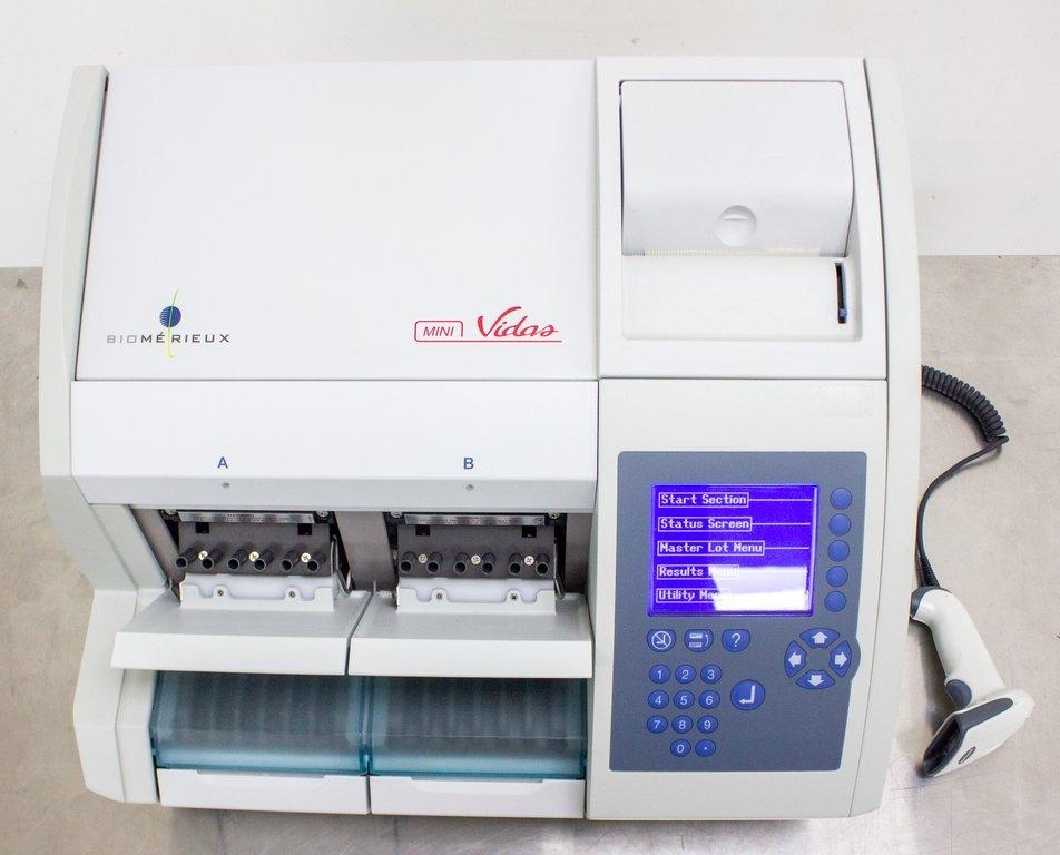 Biomerieux Mini Vidas Immunoassay Analyzer 36 Tests/Hour, Powers On, 100 Params