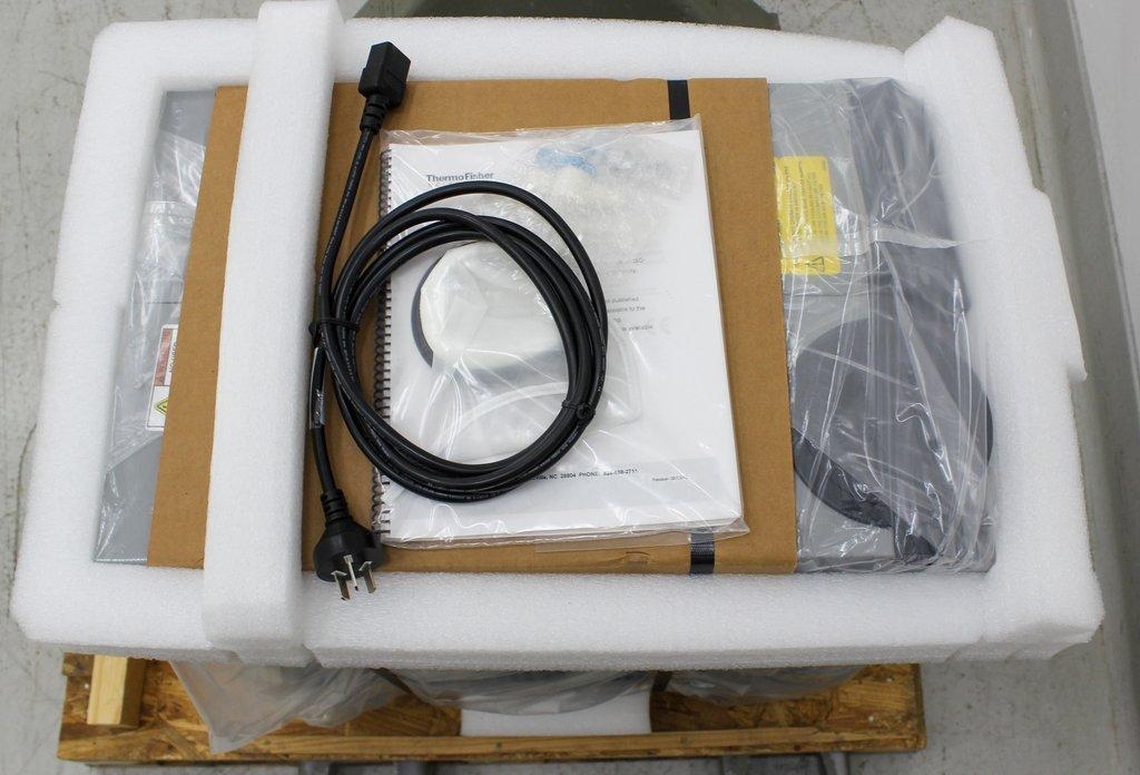 Thermo ThermoFlex 900 Chiller Efficient Quiet Temperature 5-40C 900W New