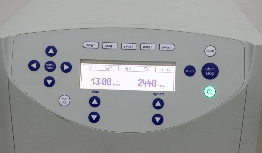 Eppendorf 5430 Centrifuge Benchtop Microcentrifuge 120V 50/60Hz No Refrigeration