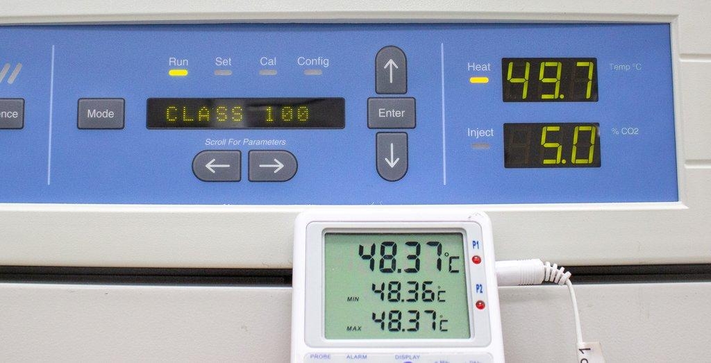 Thermo Forma Steri Cycle 370 CO2 Incubator 184L Direct Heat 50Hz/60Hz