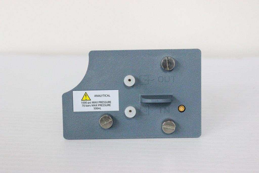 Waters PDA Flow Cell Hybrid 10mm 240uM LG Analytical Accessory Powers On