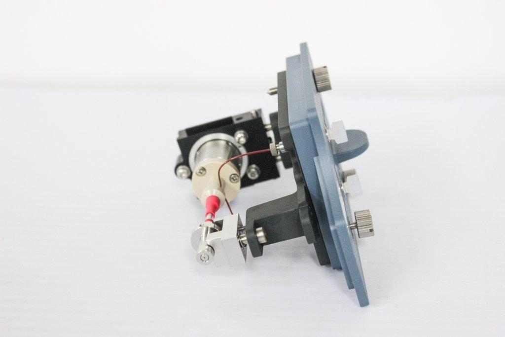 Waters PDA Flow Cell Hybrid 10mm 240uM LG Analytical Accessory Powers On