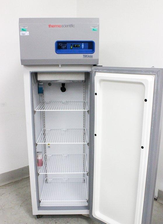 Thermo TSX1230FD Freezer High-Performance -30C Cold Storage Lab Use