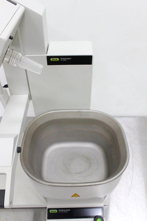 BUCHI R-300 Rotovap System Heating Bath Digital 5L 20-220C Distillation