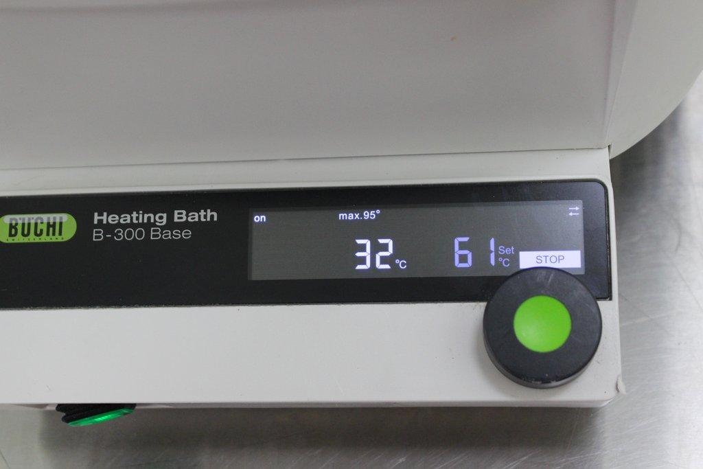BUCHI R-300 Rotovap System Heating Bath Digital 5L 20-220C Distillation