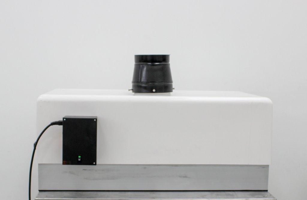 Flow Sciences C-8253 Top Mount Fan w Hepa Filter VG Condition 18x36