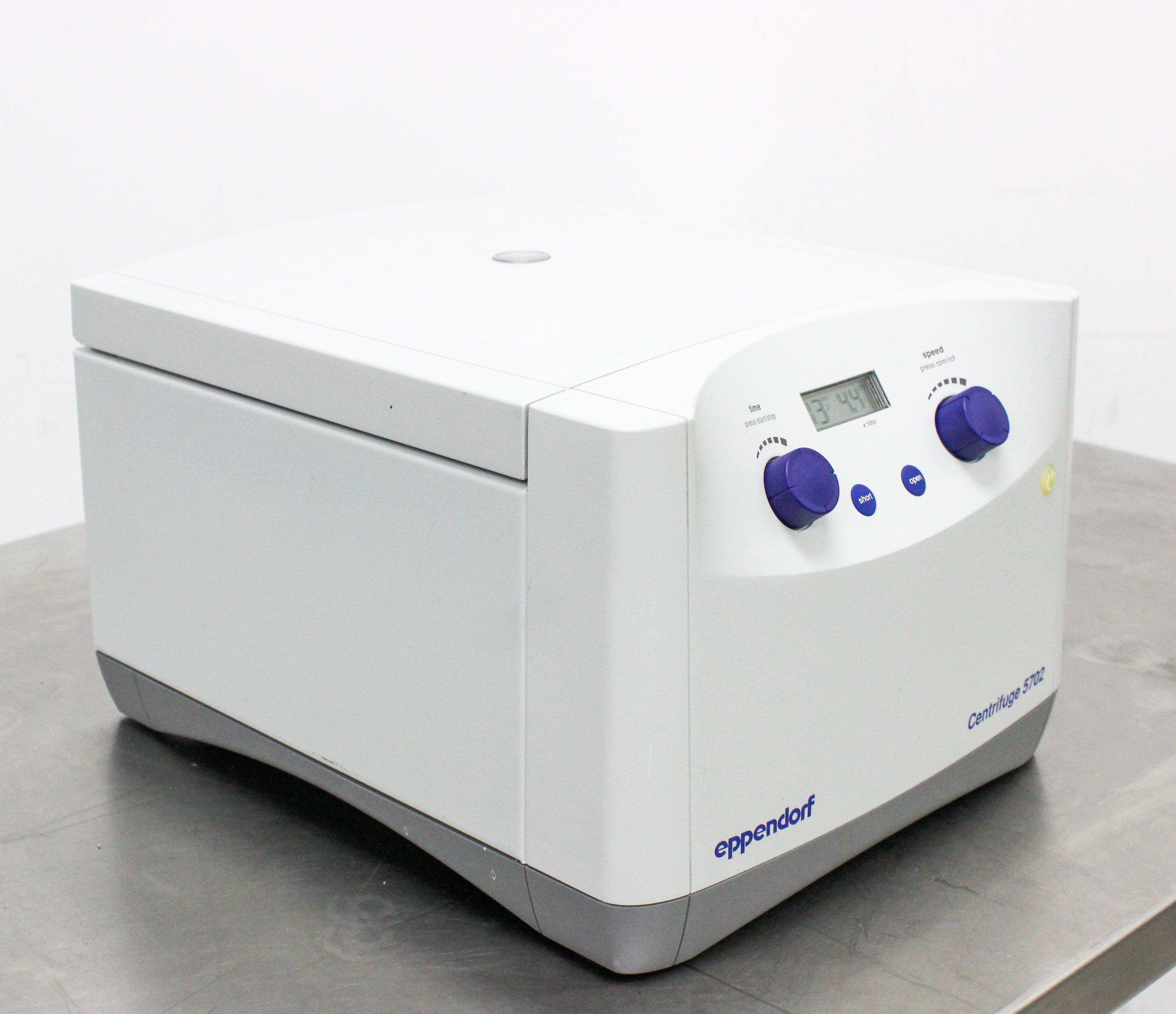 Eppendorf 5702 Benchtop Centrifuge 4400 RPM User-Friendly Compact Design