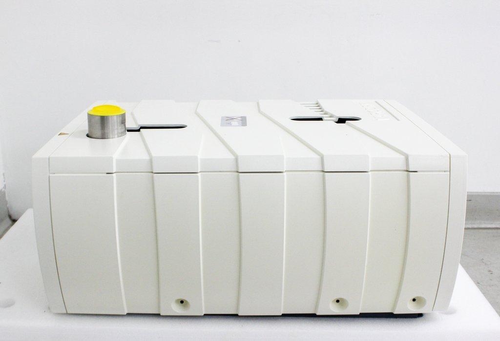 Leybold Varodry VD65 Vacuum Pump, Efficient, Dry, High Vapor Tolerance