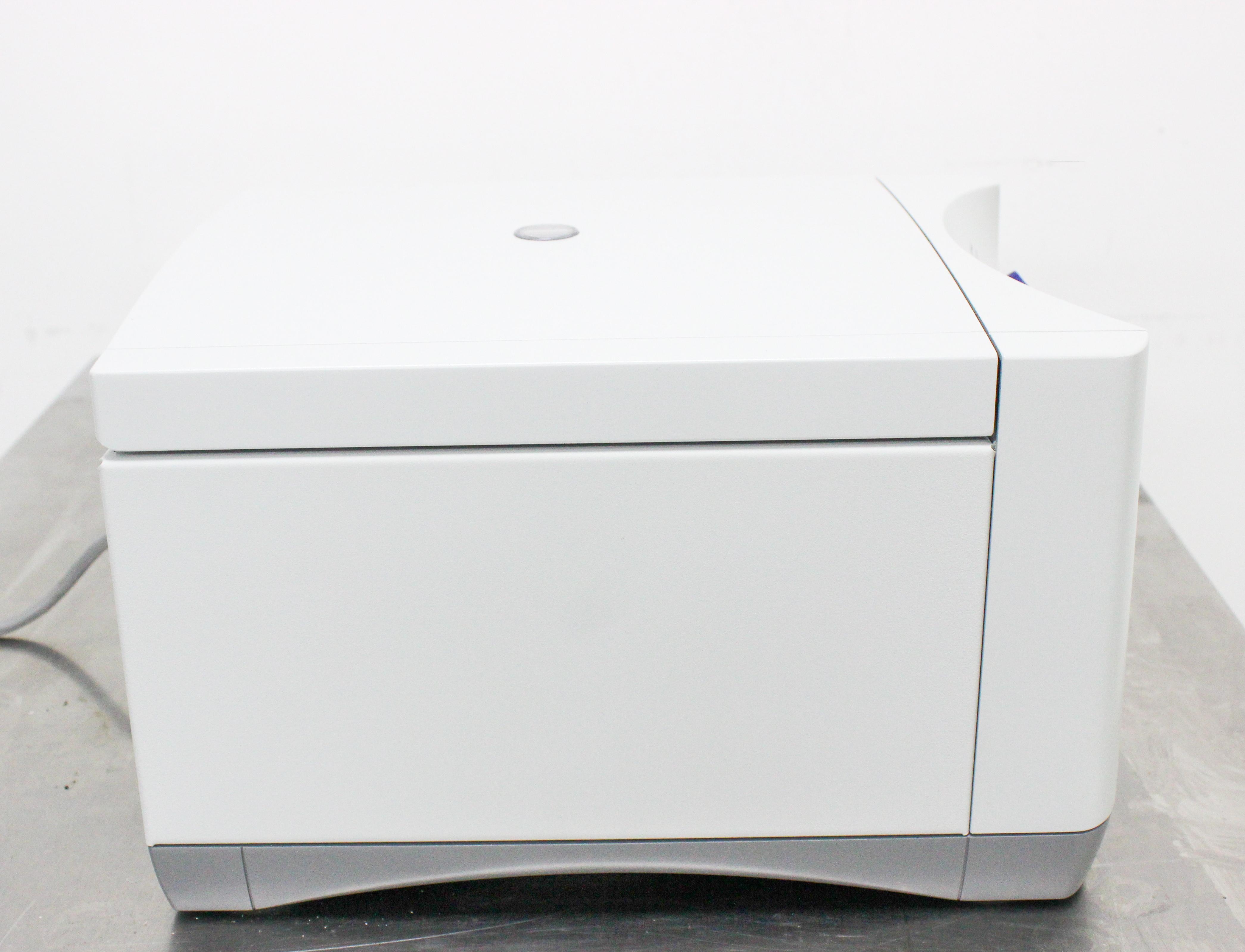 Eppendorf 5702 Benchtop Centrifuge Low-Speed 4400 RPM Quiet Compact Ergonomic