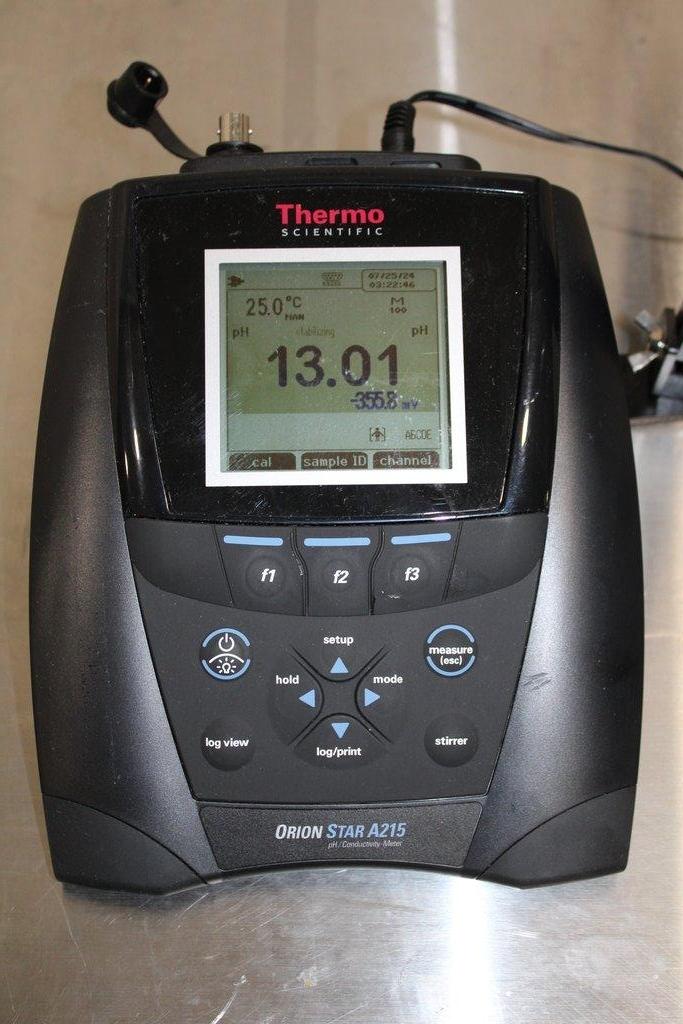 Thermo Orion Star A215 Benchtop Meter pH Conductivity 2 Channels USB Data 24V