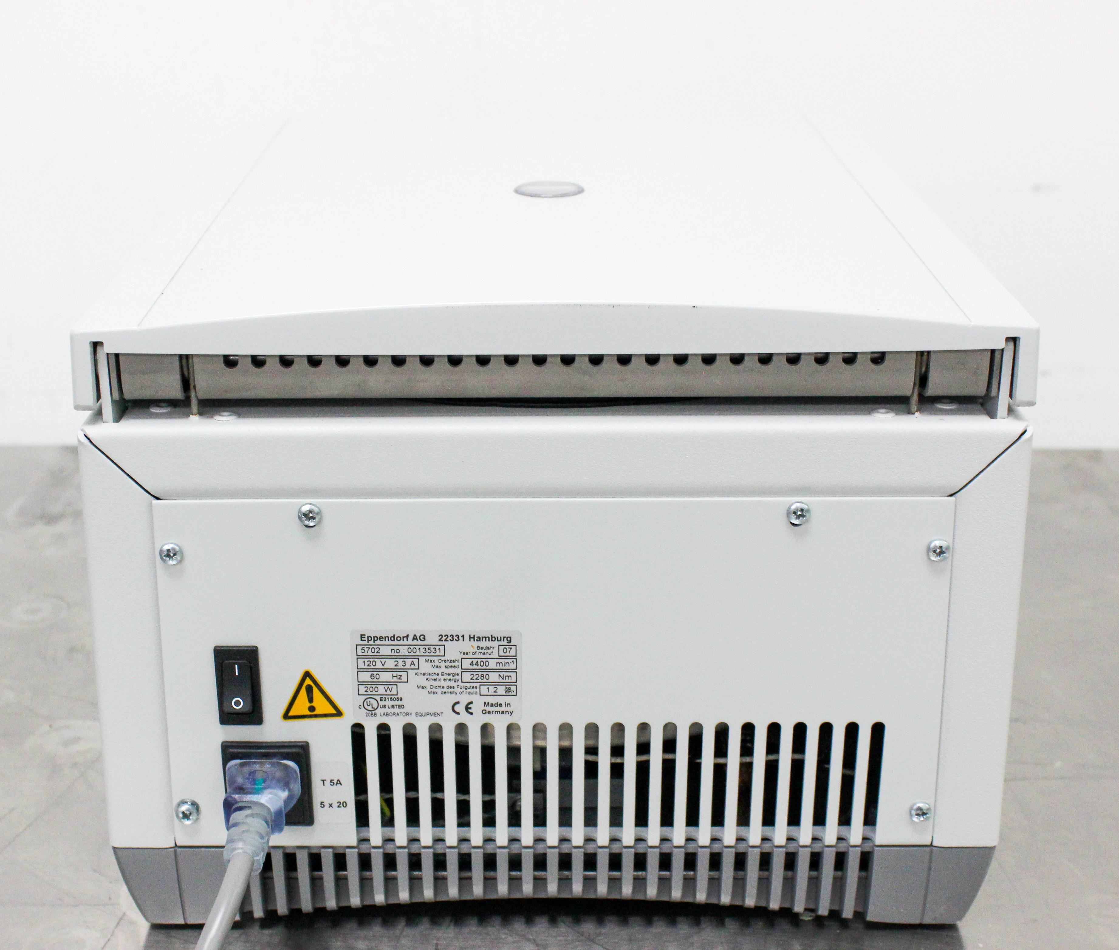 Eppendorf 5702 Benchtop Centrifuge Low-Speed 4400 RPM Quiet Compact Ergonomic