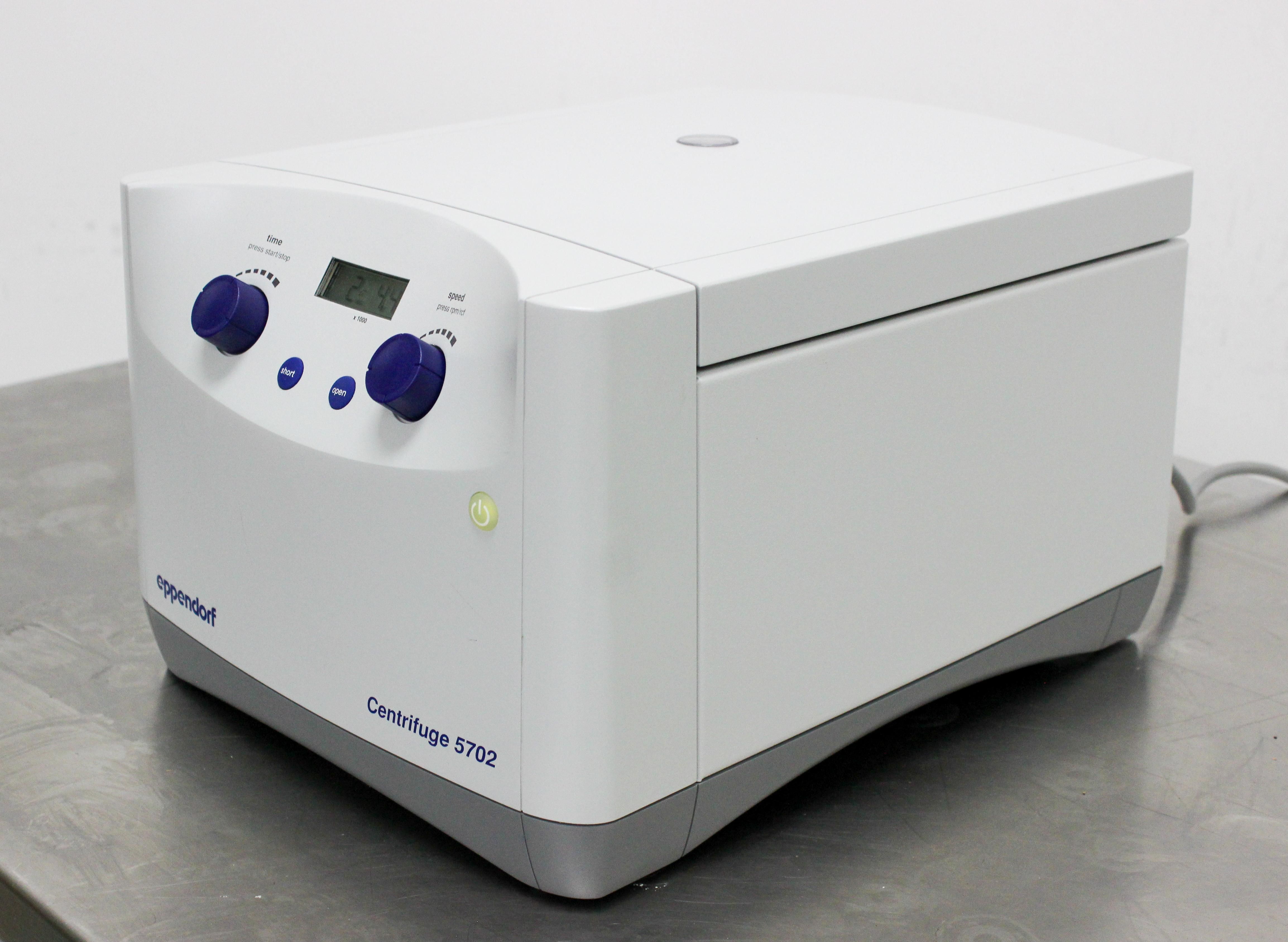 Eppendorf 5702 Benchtop Centrifuge Low-Speed 4400 RPM Quiet Compact Ergonomic