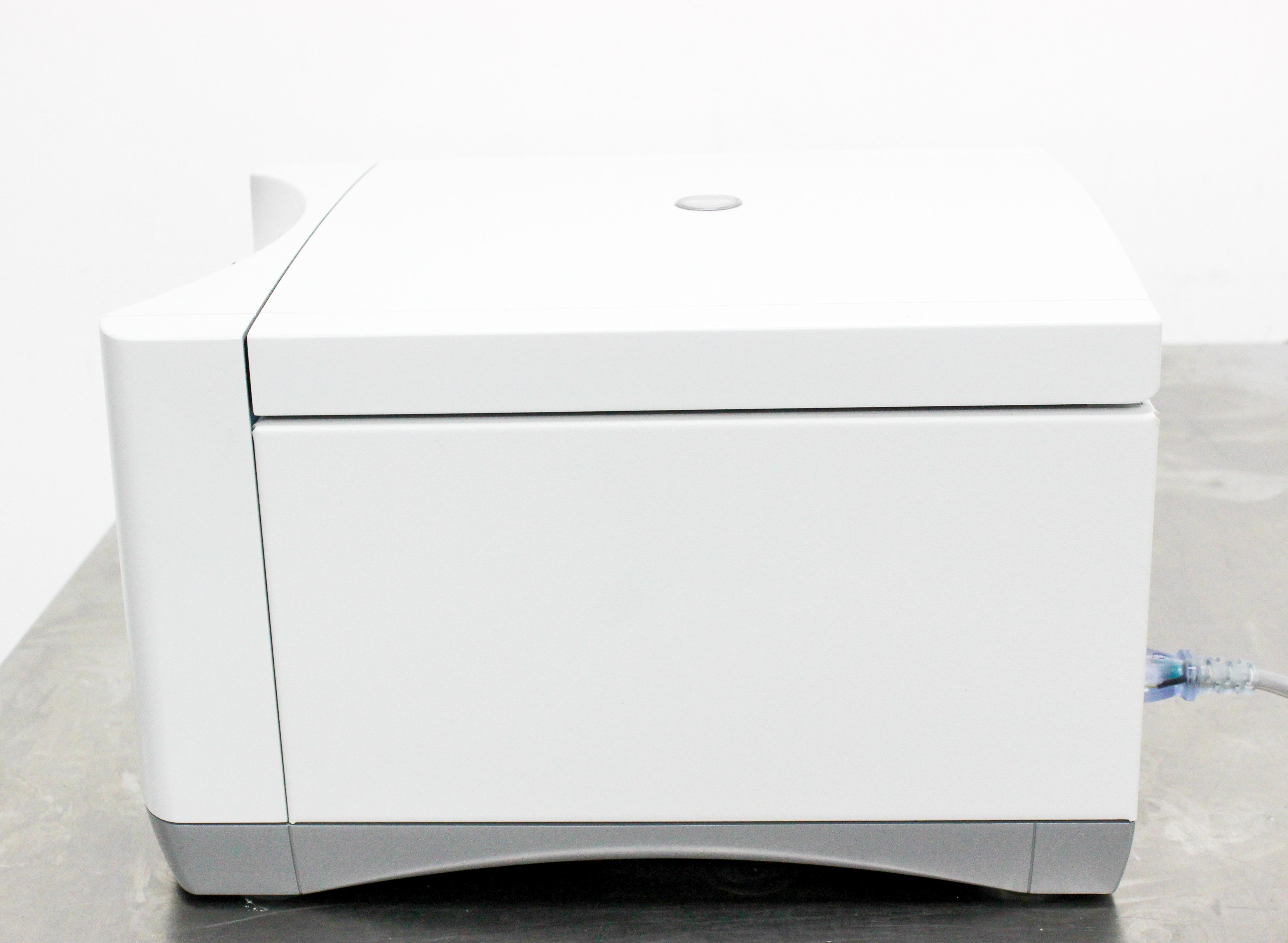 Eppendorf 5702 Benchtop Centrifuge Low-Speed 4400 RPM Quiet Compact Ergonomic