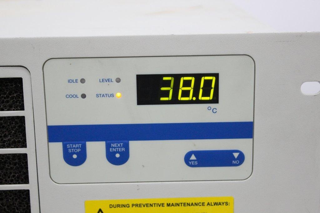 Thermo Neslab KMC 200 Chiller Circulator For Temperature Control 20-37C